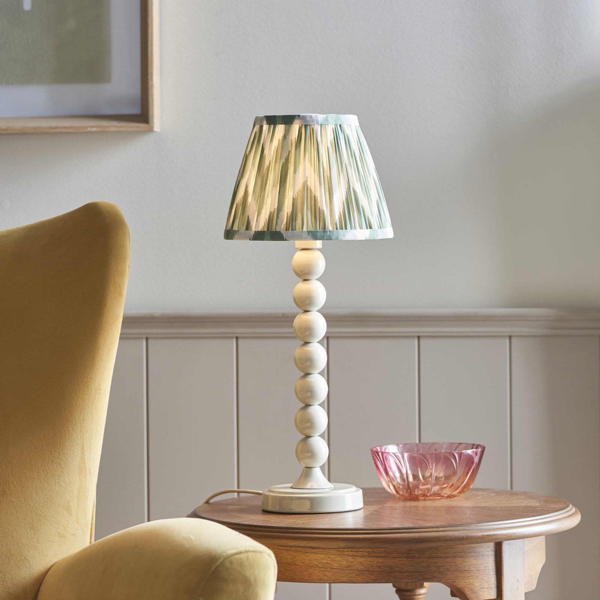 Endon Higgledy Gloss Almond White Table Lamp & Zigzag 20cm Cotswold Green Shade