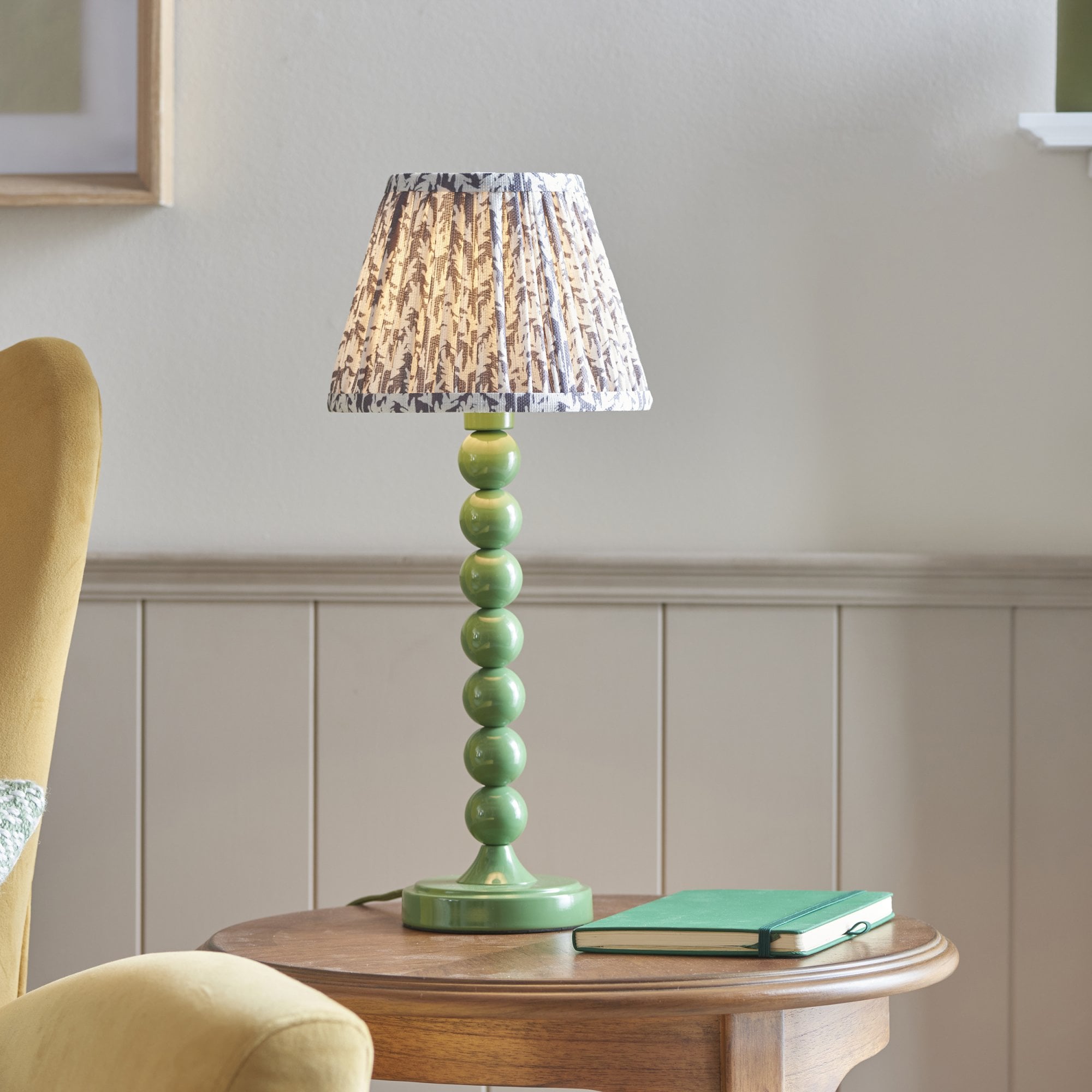 Endon Higgledy Gloss Cotswold Green Table Lamp & Leaf 20cm Pearl Grey Shade