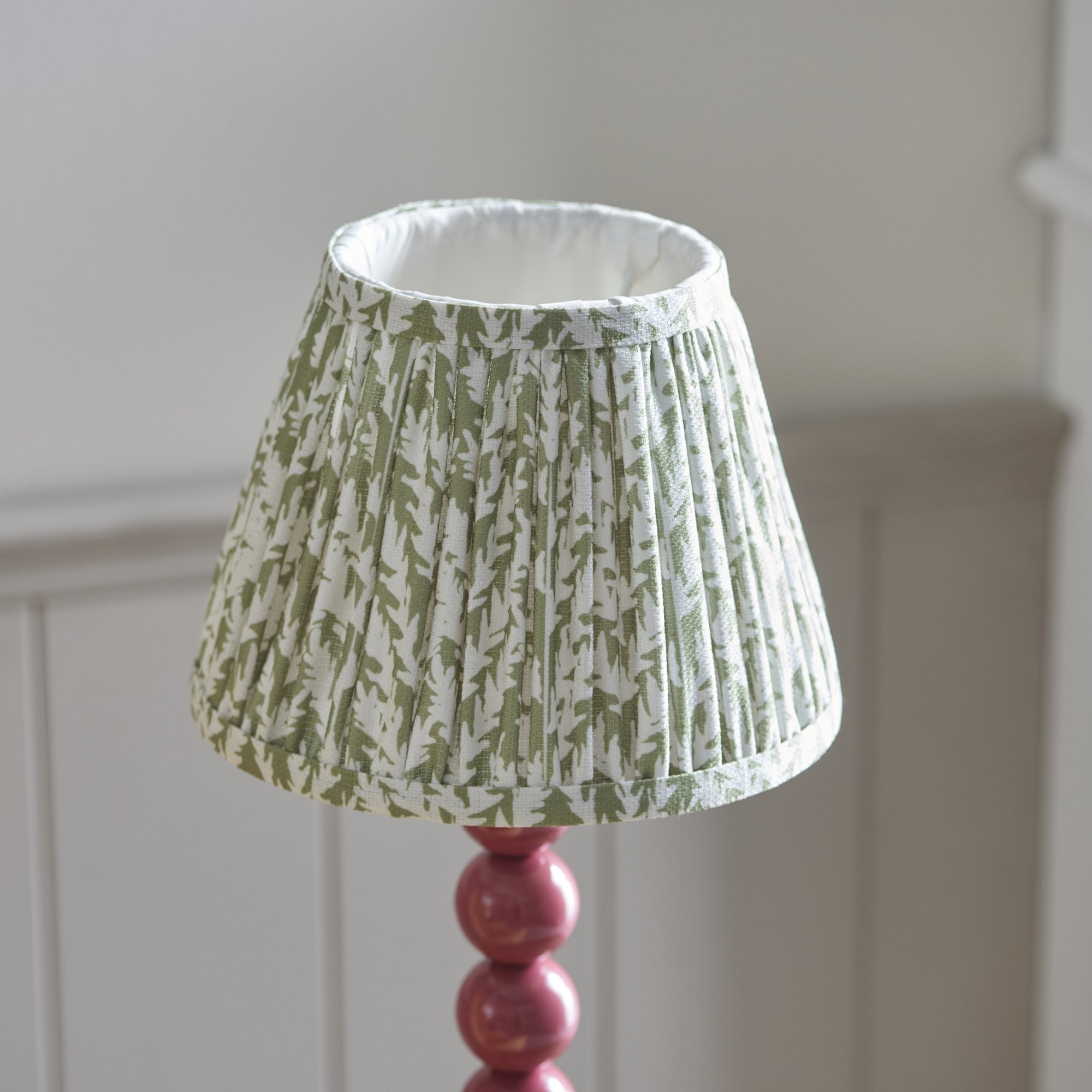 Endon Higgledy Gloss Pink Clay Table Lamp & Leaf 20cm Herb Garden Green Shade