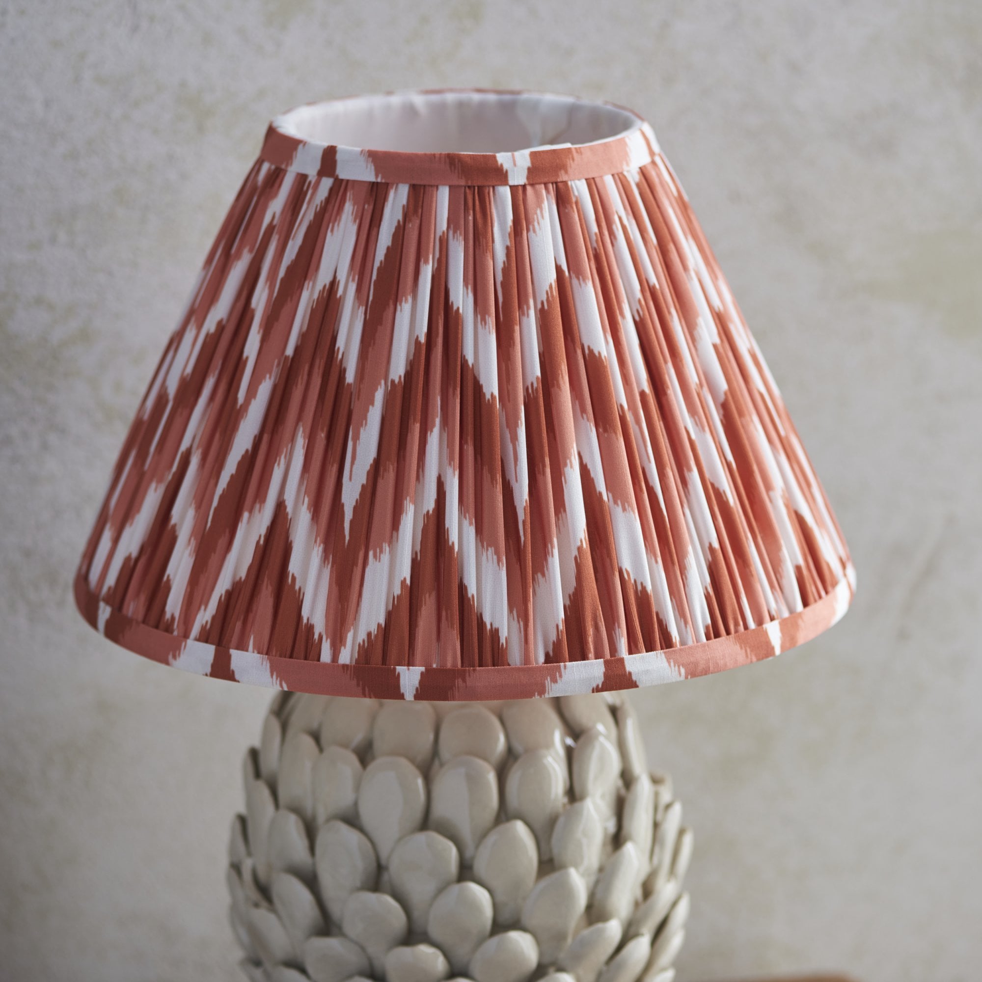 Endon Layered Leaf Ivory Crackle Glaze Ceramic Table Lamp & Zigzag 30cm Apricot Orange Shade