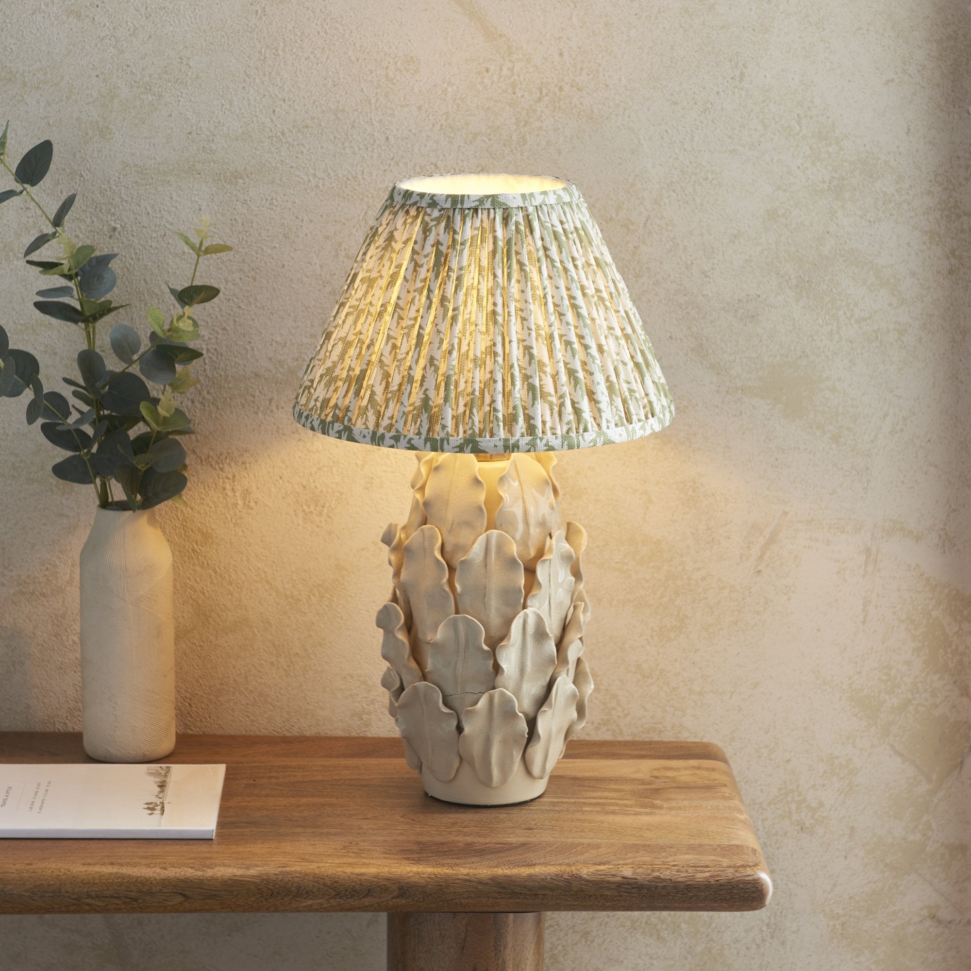 Endon Layered Decorative Leaf Ivory Crackle Glaze Ceramic Table Lamp & Leaf 30cm Herb Garden Green Shade