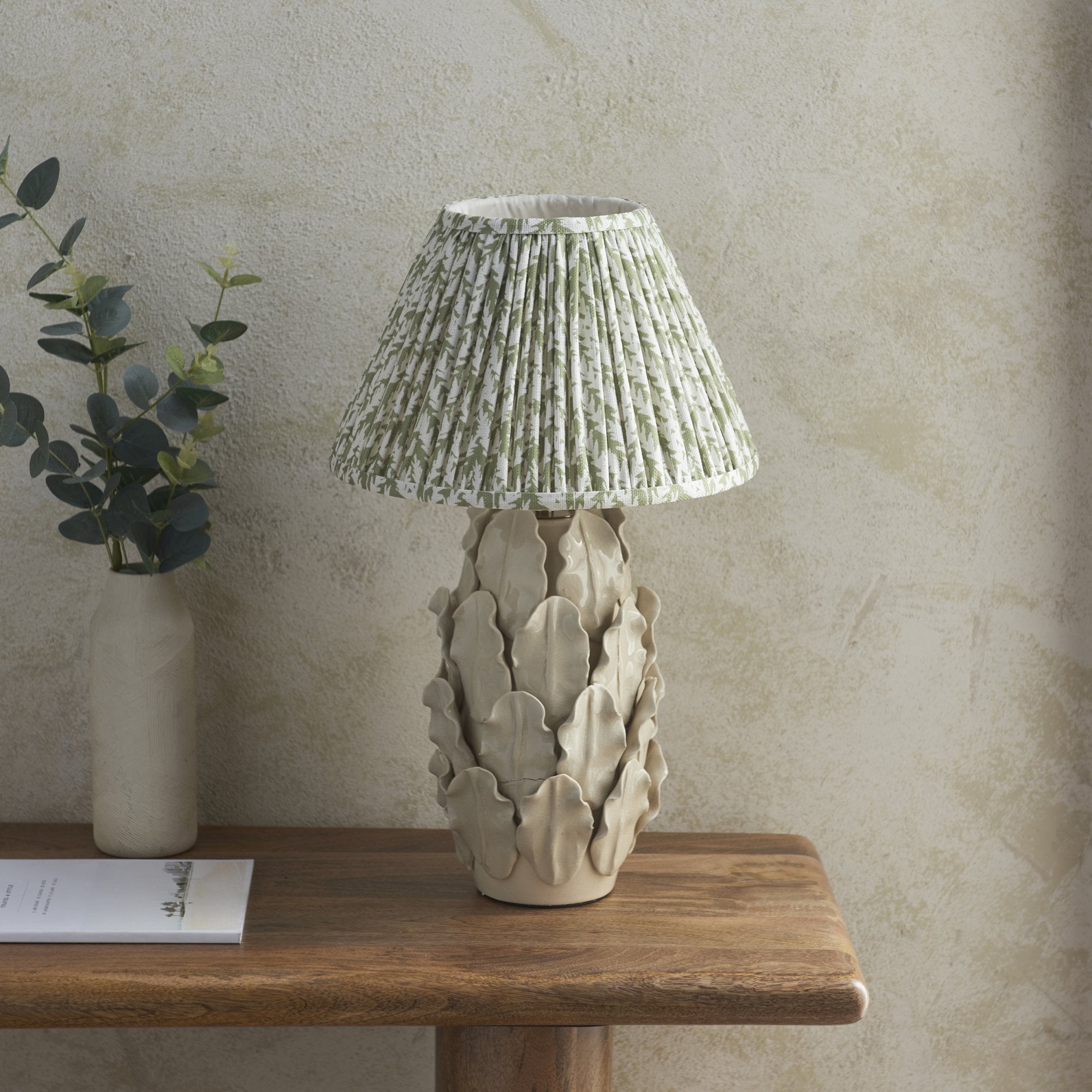 Endon Layered Decorative Leaf Ivory Crackle Glaze Ceramic Table Lamp & Leaf 30cm Herb Garden Green Shade