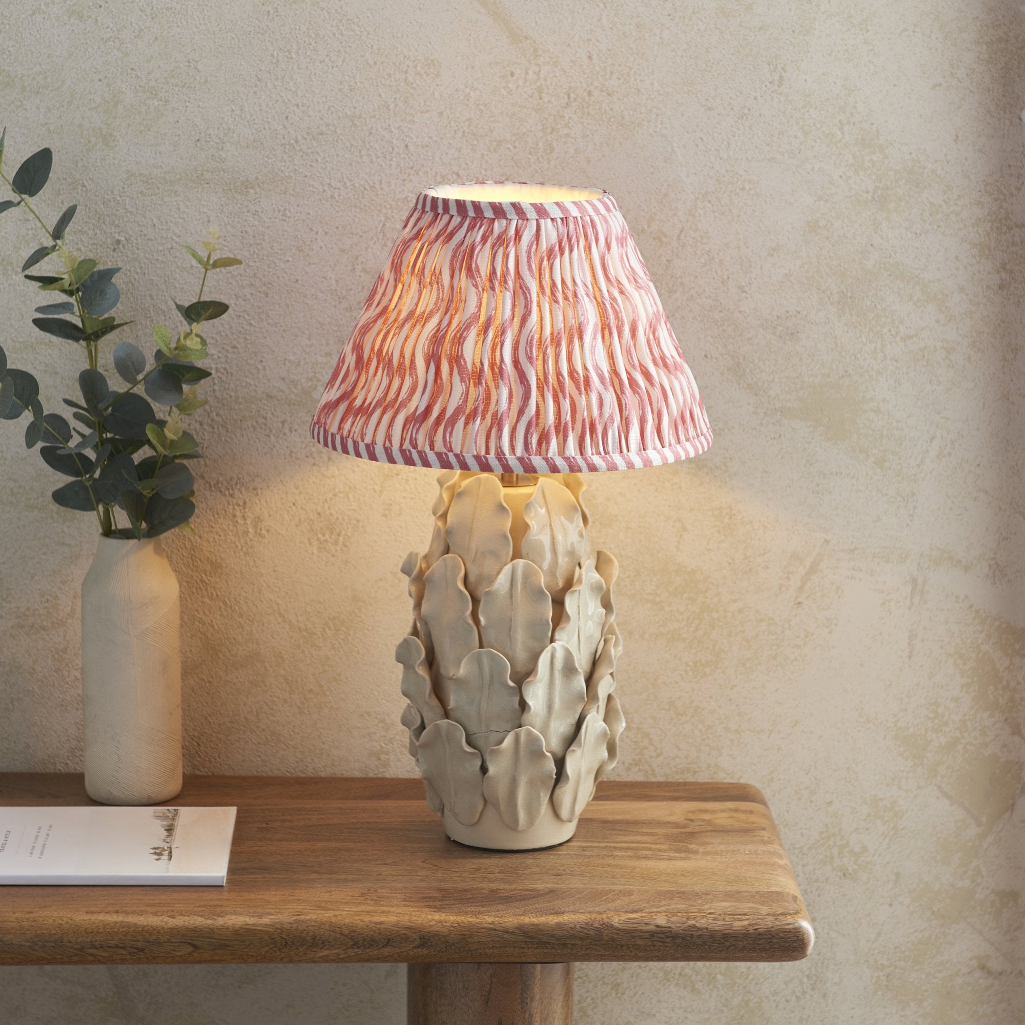 Endon Layered Decorative Leaf Ivory Crackle Glaze Ceramic Table Lamp & Ripple 30cm Coral Pink Shade