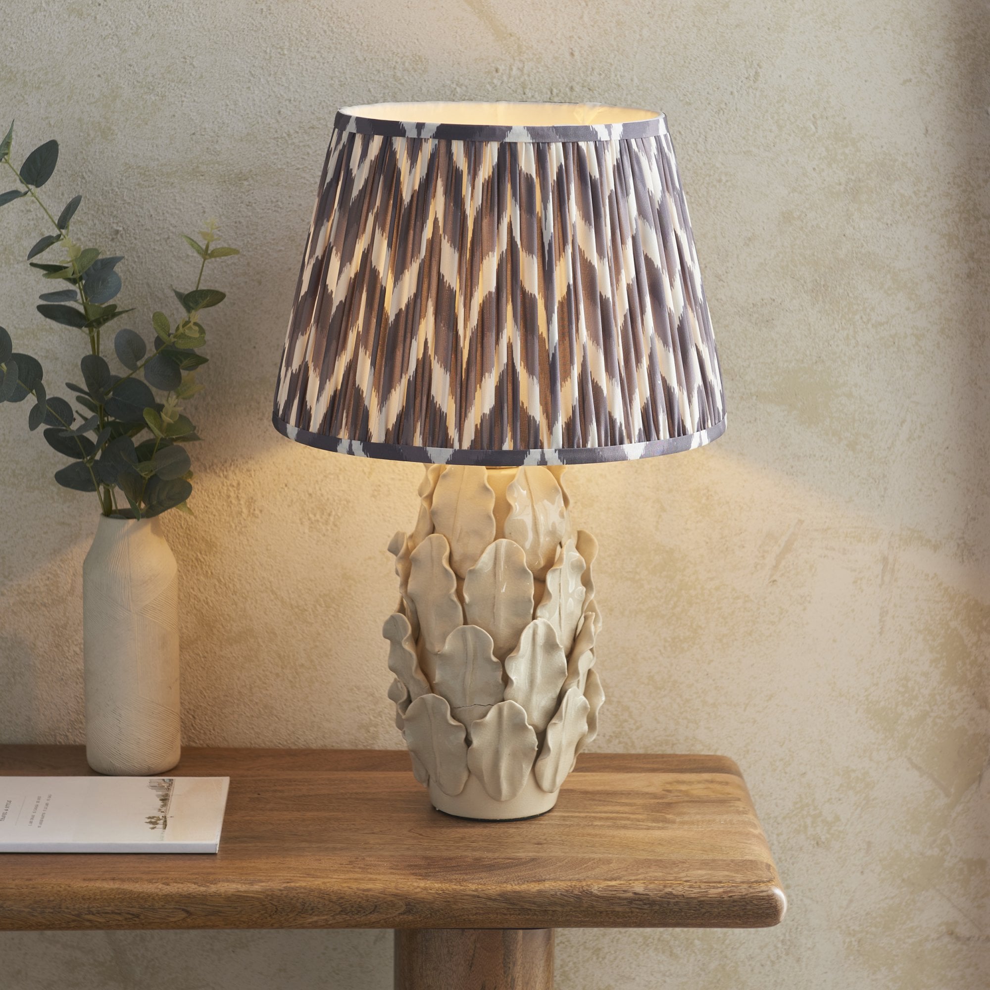 Endon Layered Decorative Leaf Ivory Crackle Glaze Ceramic Table Lamp & Zigzag 35cm Pearl Grey Shade