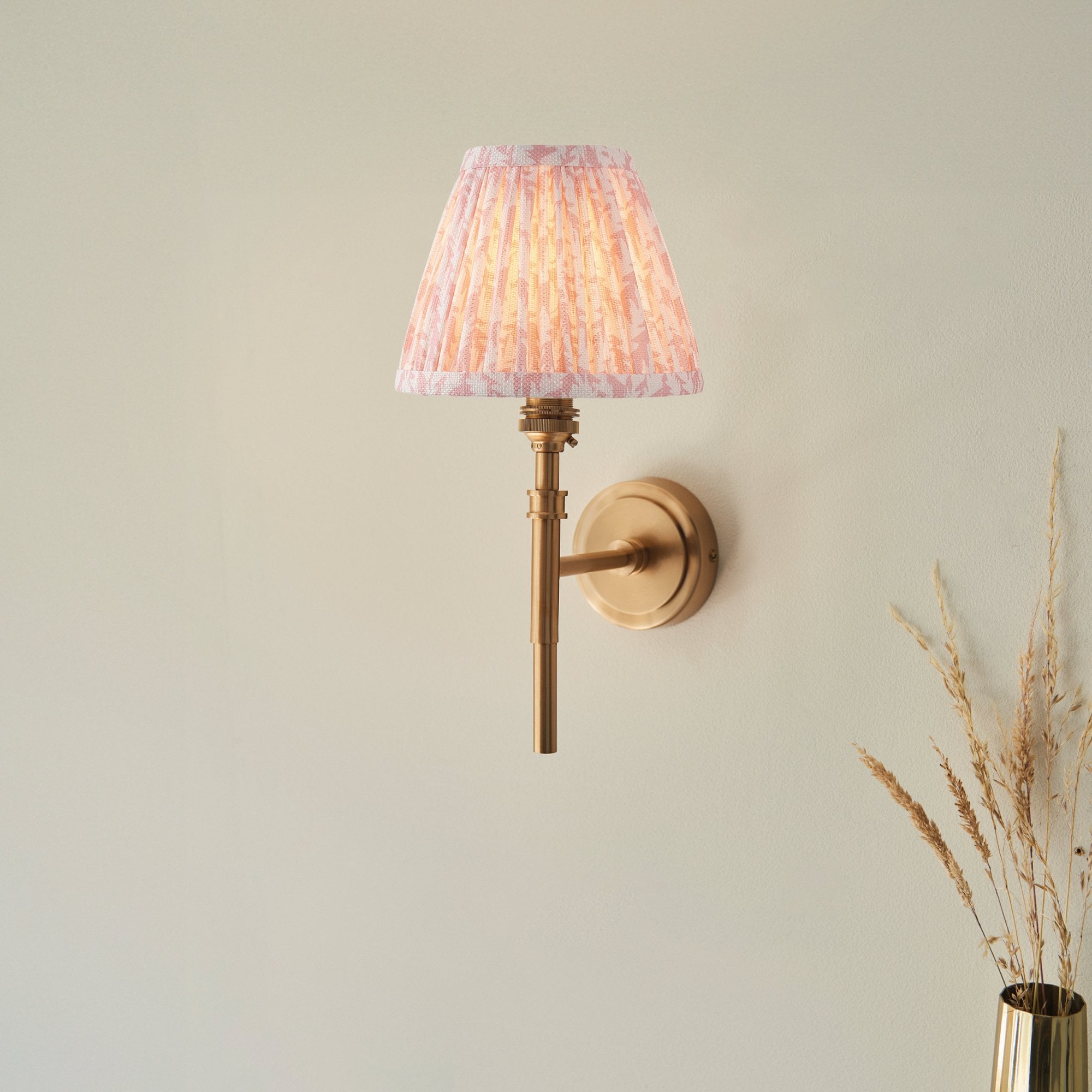 Endon Chester Wall Light & Leaf 16cm Peachy Keen Shade
