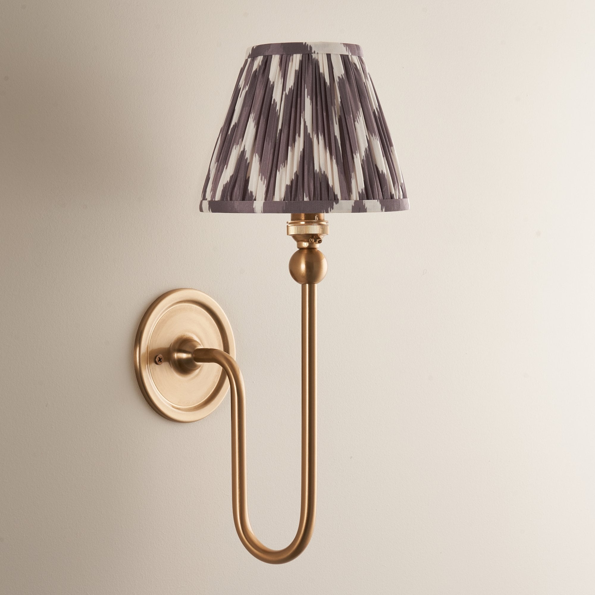 Endon Santiago Wall Light & Zigzag 16cm Pearl Grey Shade