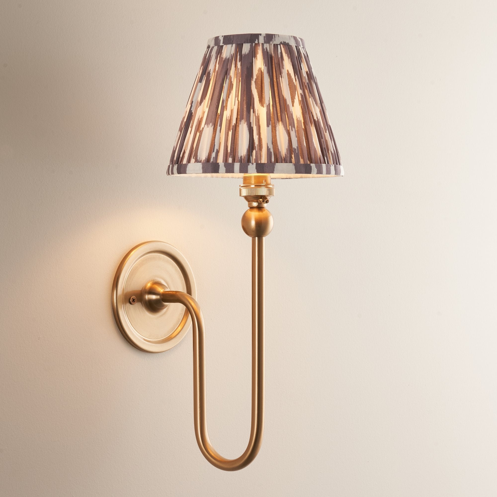 Endon Santiago Wall Light & Ikat 16cm Pearl Grey Shade