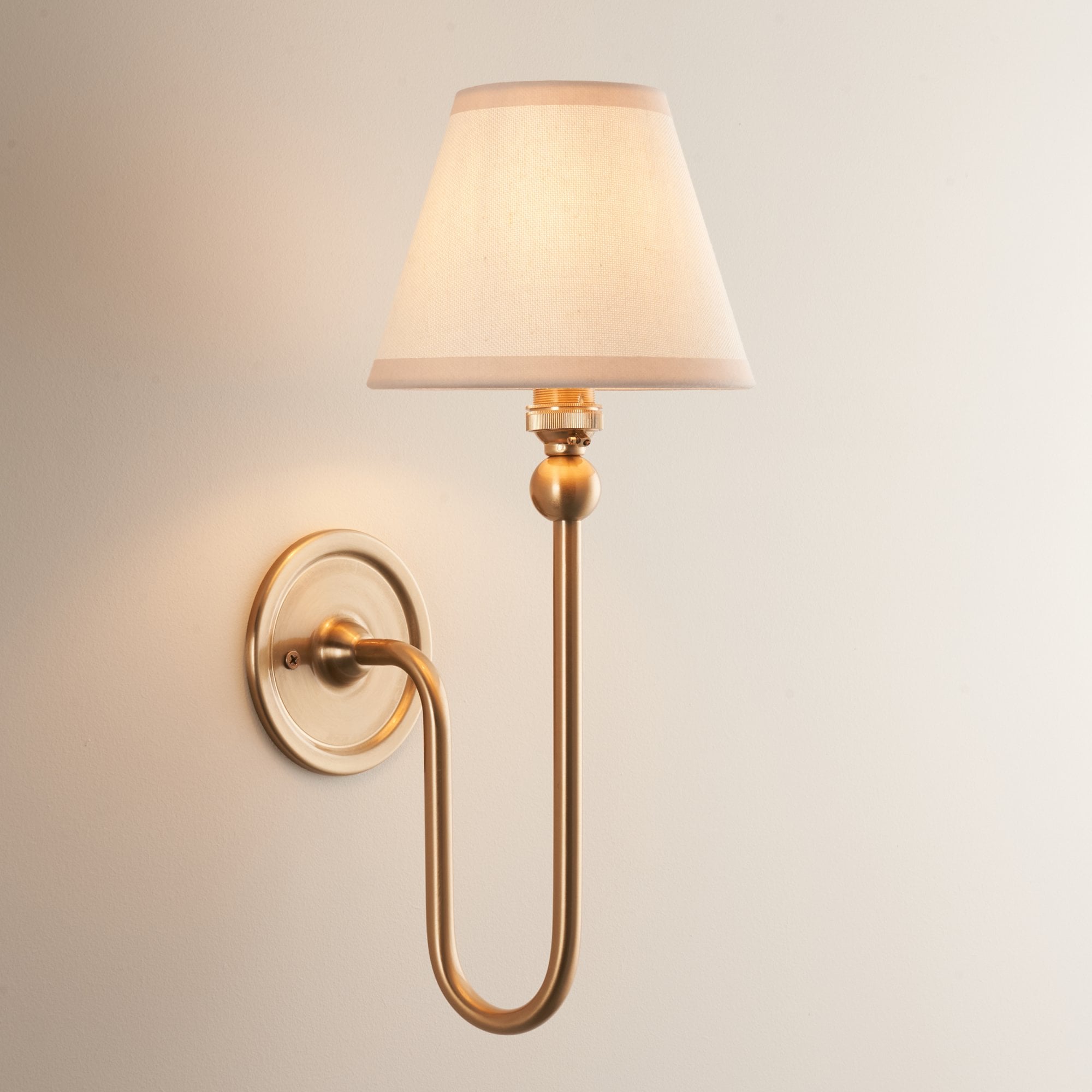 Endon Santiago Wall Light & Ivy 16cm Vintage White Shade