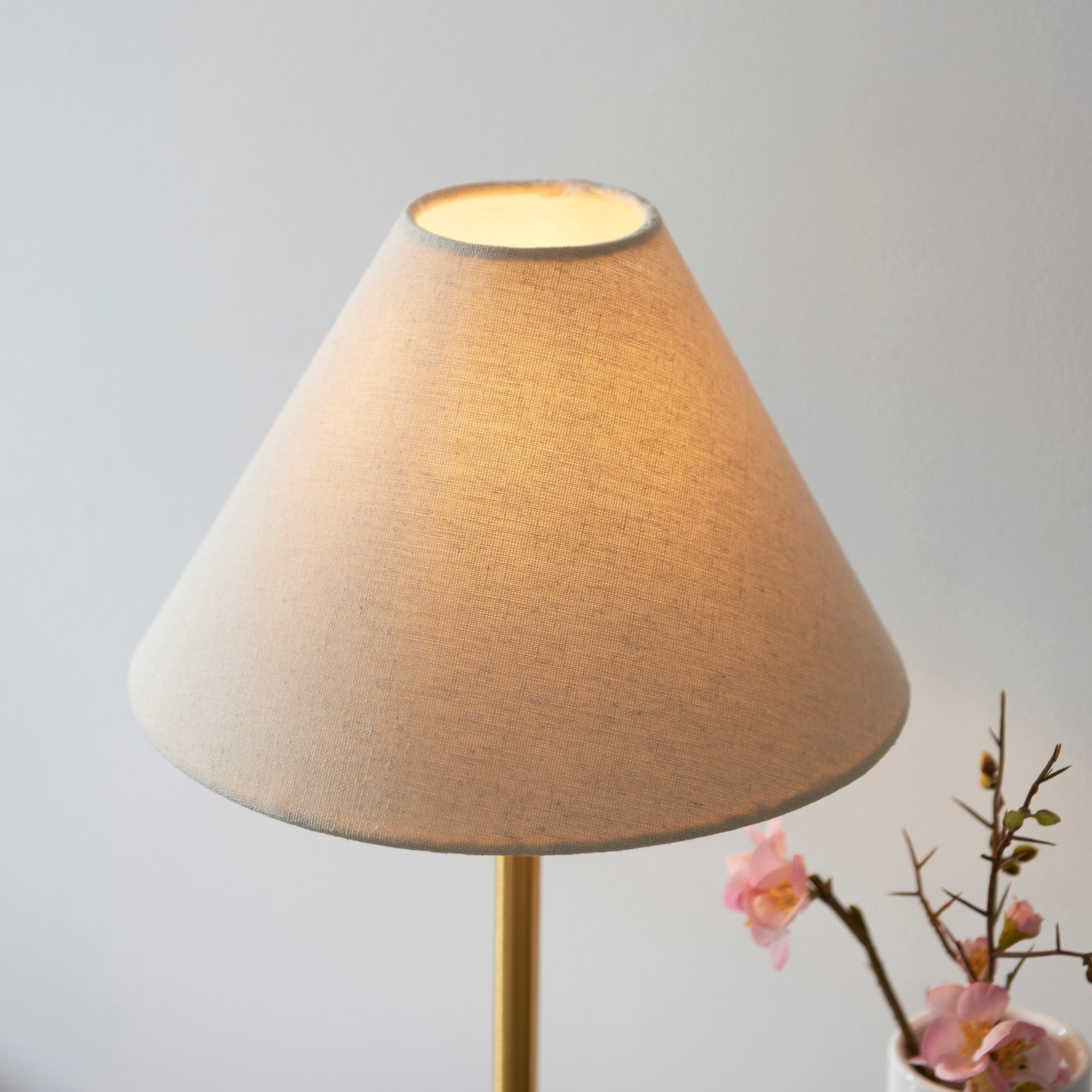 Utopia Pinnacle White Marble Single Table Lamp - Brushed Aged Brass & Natural Tapered Shade