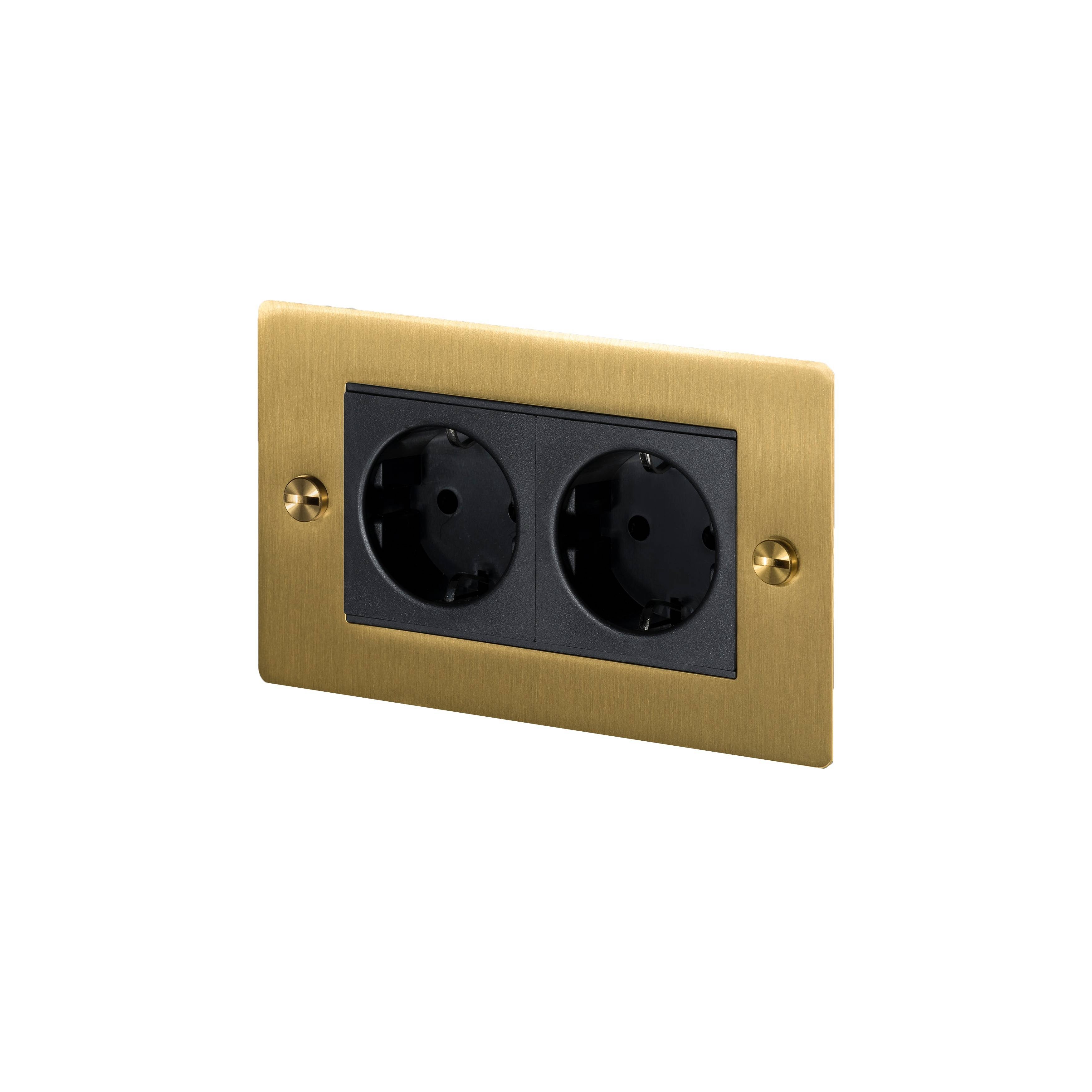 Buster + Punch 2G Euro Socket