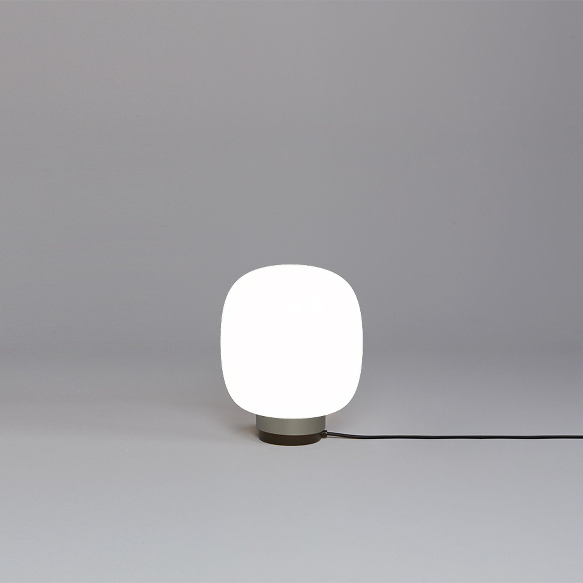 TOOY Legier Table Lamp - 30cm