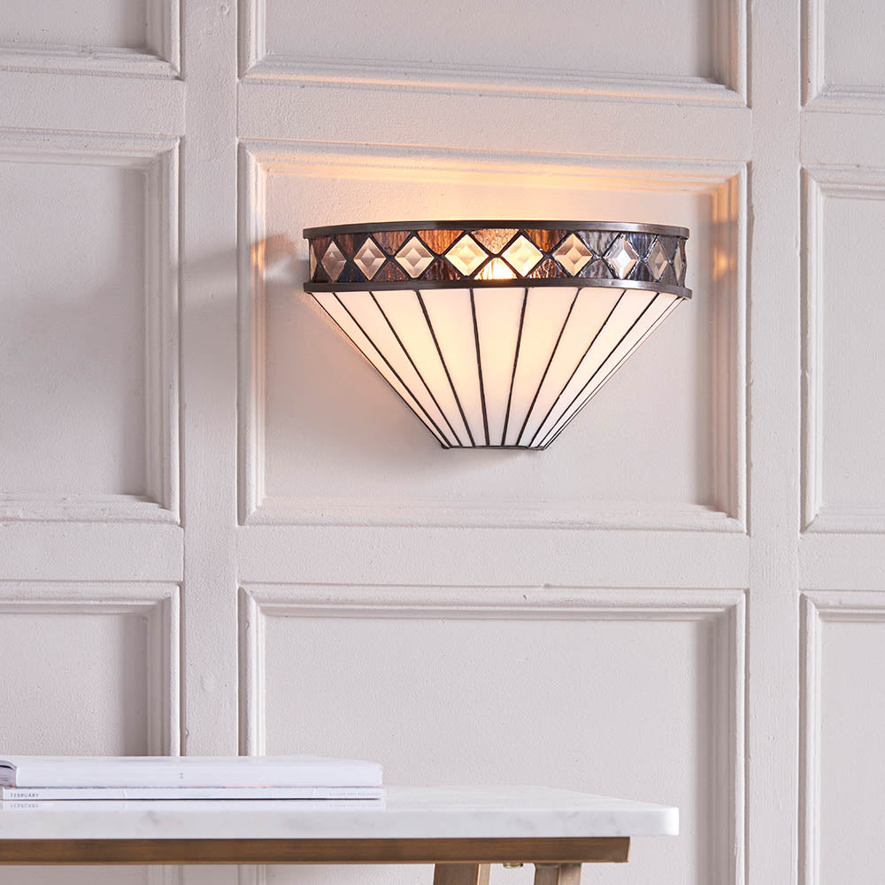 Interiors 1900 Fargo Single Wall Fitting - Tiffany Glass
