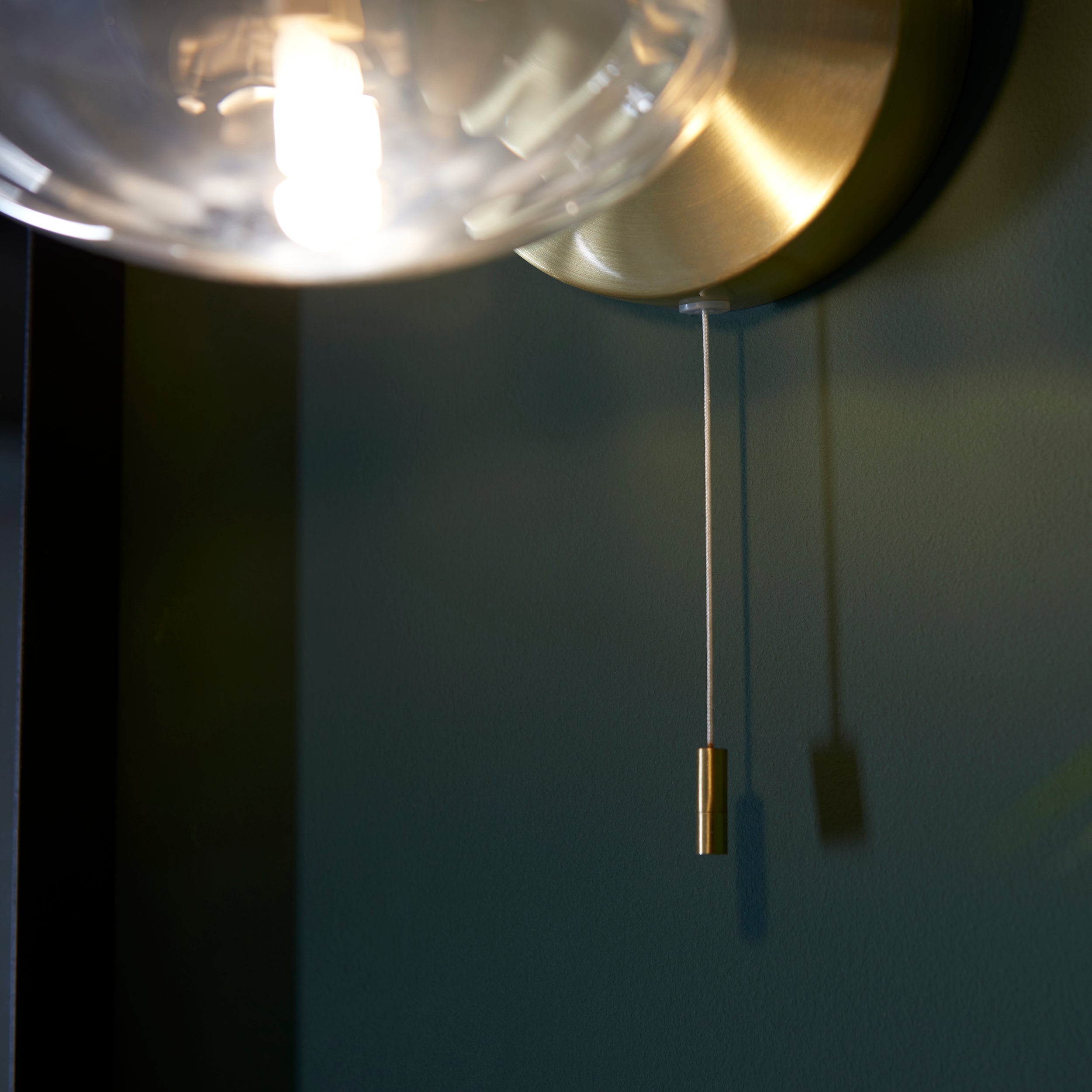 Endon Current Single Wall Light - Brushed Gold & Clear Ribbed Glass