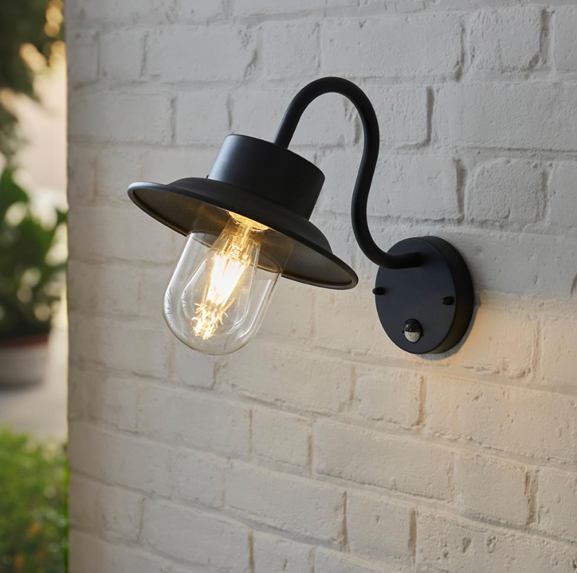 Endon Chesham Pir Single Light Wall Light - Textured Black & Clear Glass