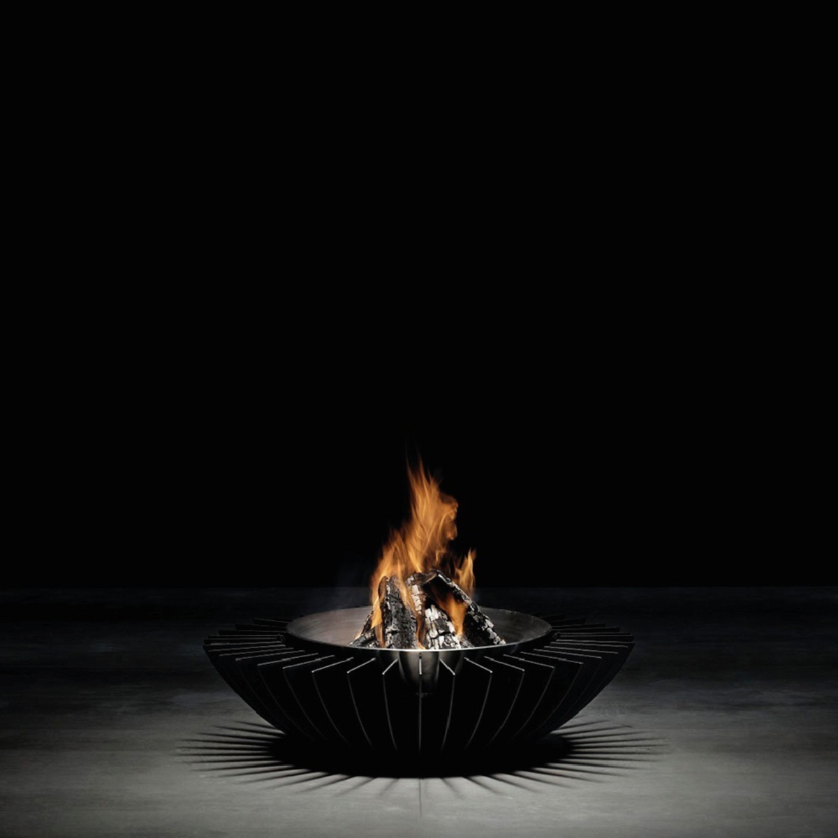 Glammfire Cosmo 13 Wood Burning Outdoor Fire Pit