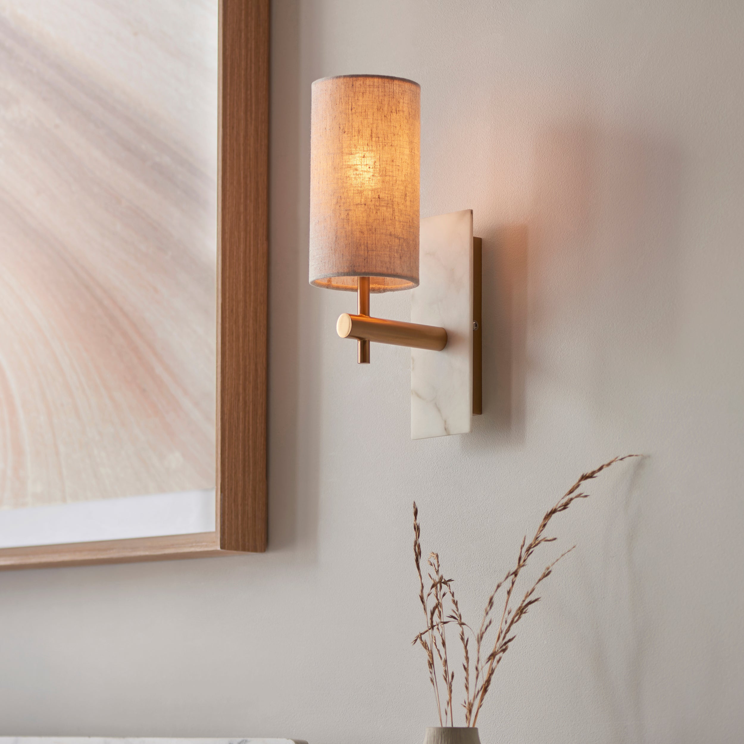 Utopia Spire Single White Marble Wall Light - Vintage Brass & Natural Cylindrical Shade
