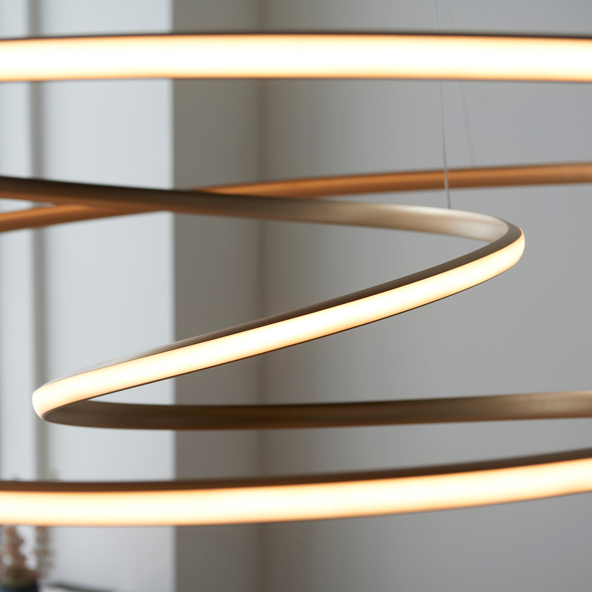 Utopia Ribbon Hoop Pendant - Gold - Extra Large
