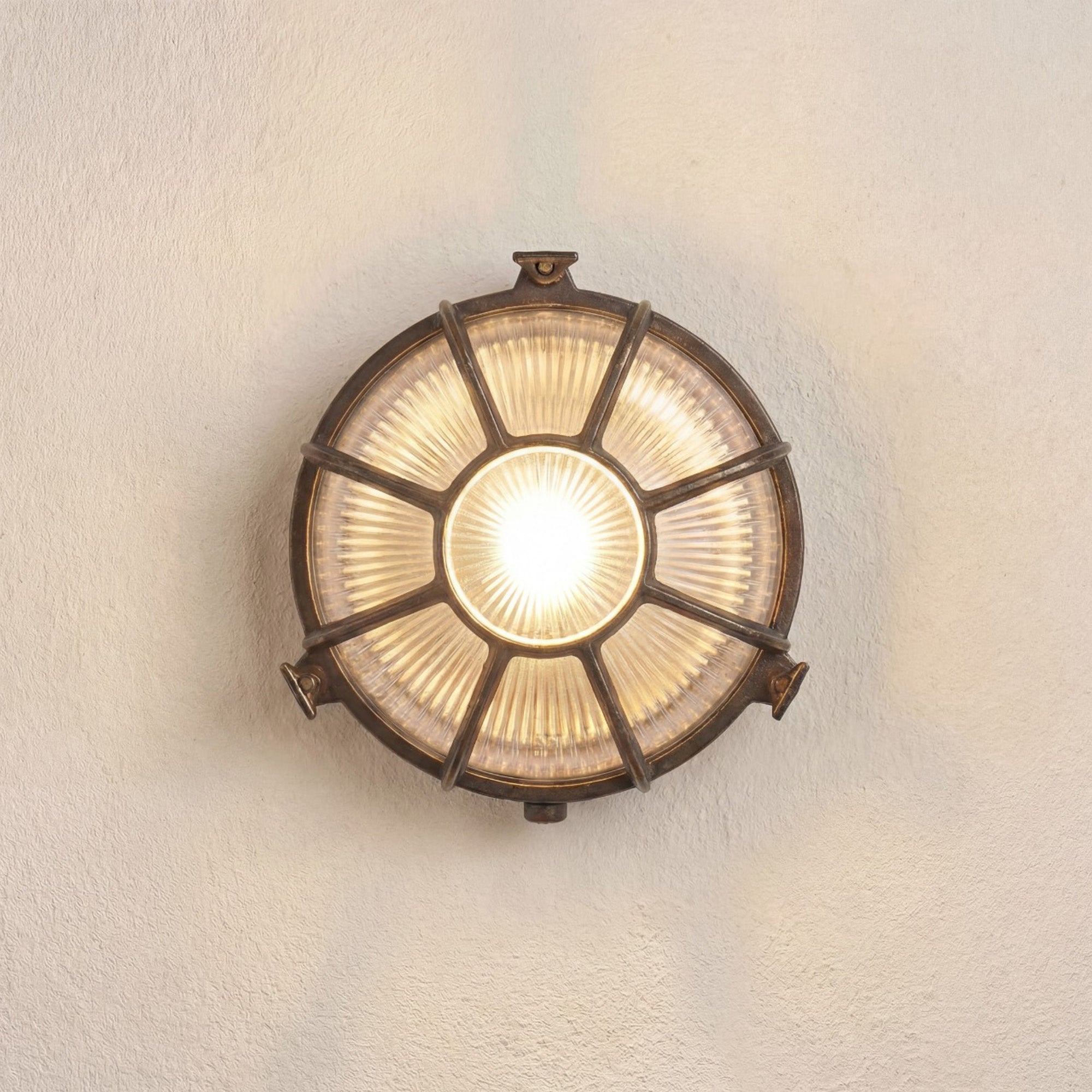 Navigator Grand Capstan Bulkhead Wall Light - Antique Brass