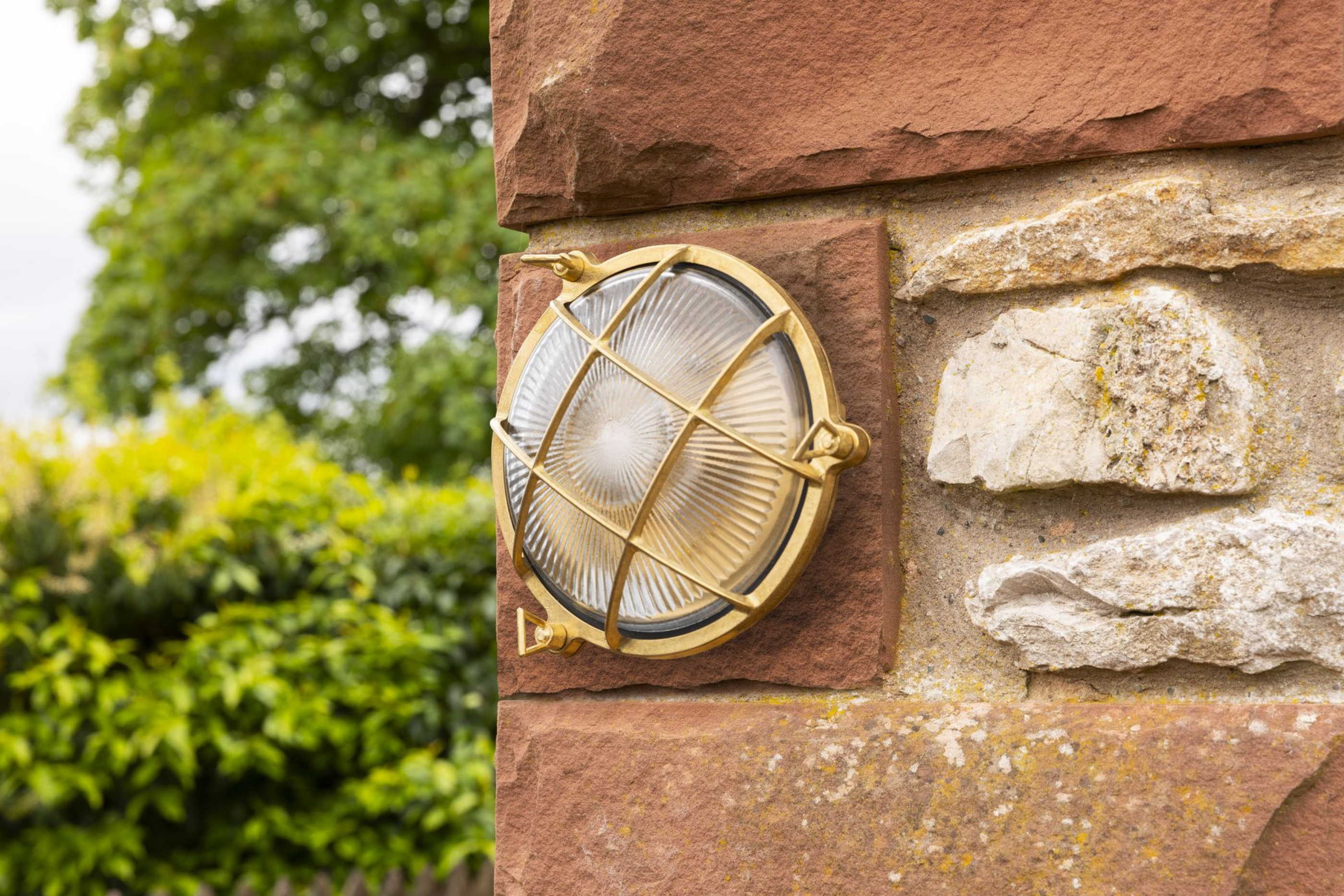 Navigator Grand Capstan Bulkhead Wall Light - Antique Brass