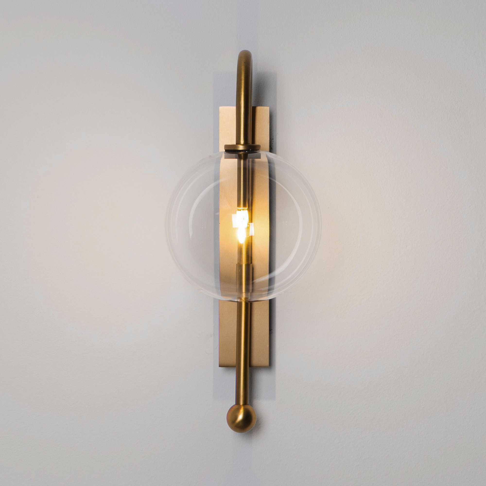 Schwung Naples Single Wall Sconce Light - Transparent Glass