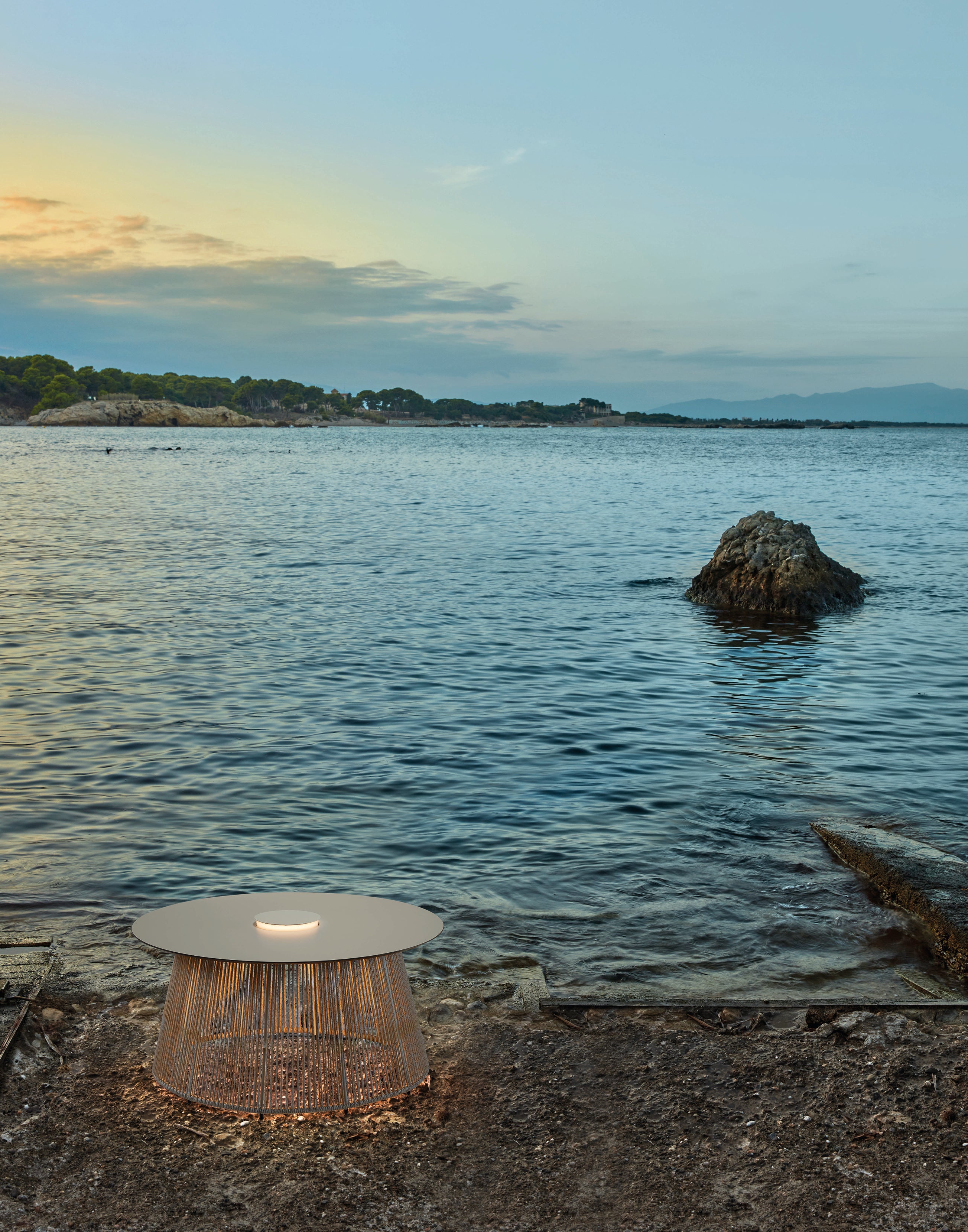 Bover Nit/60/R Small Outdoor Table Lamp