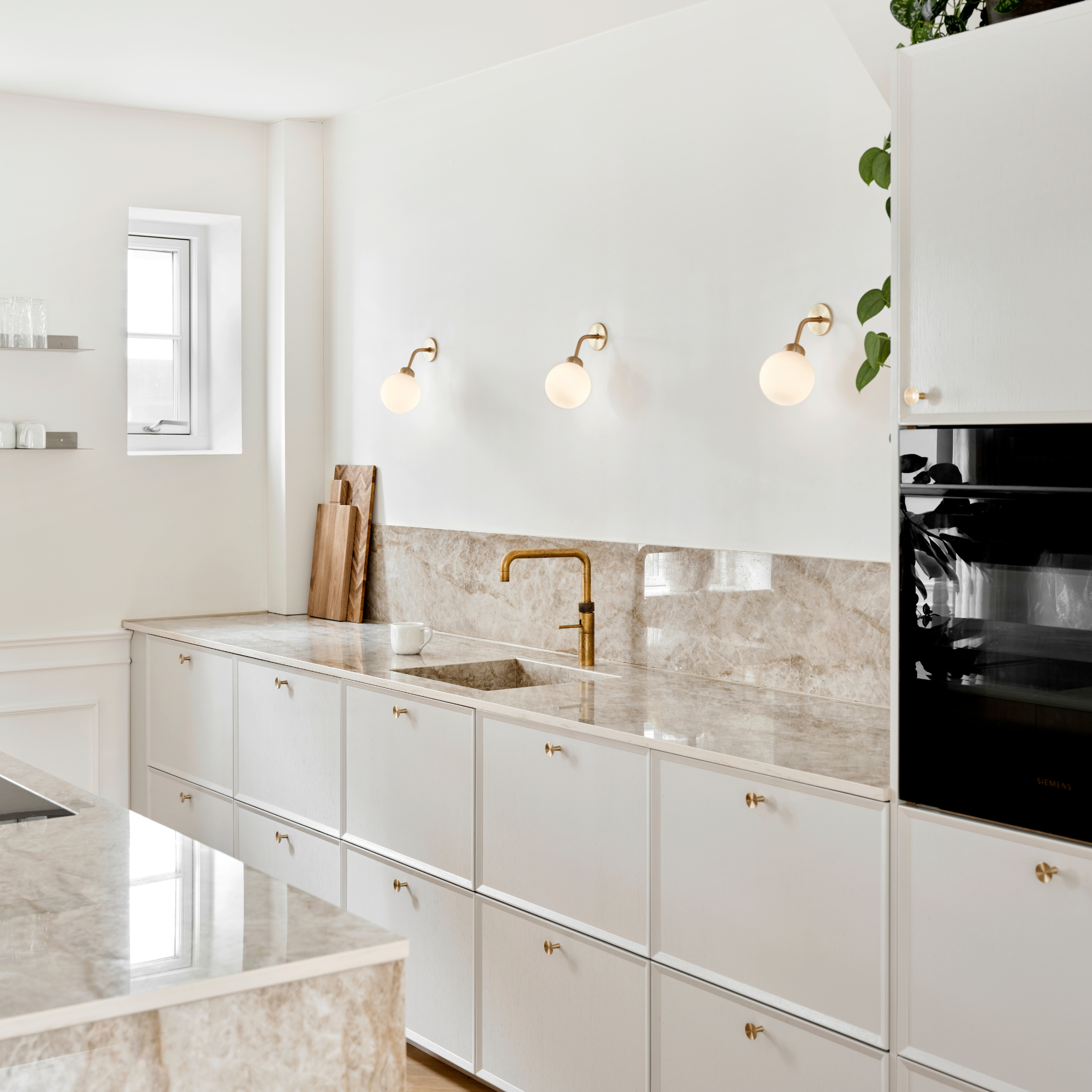 Nuura Apiales Hard-Wired Wall Light - Brushed Brass & Opal Glass