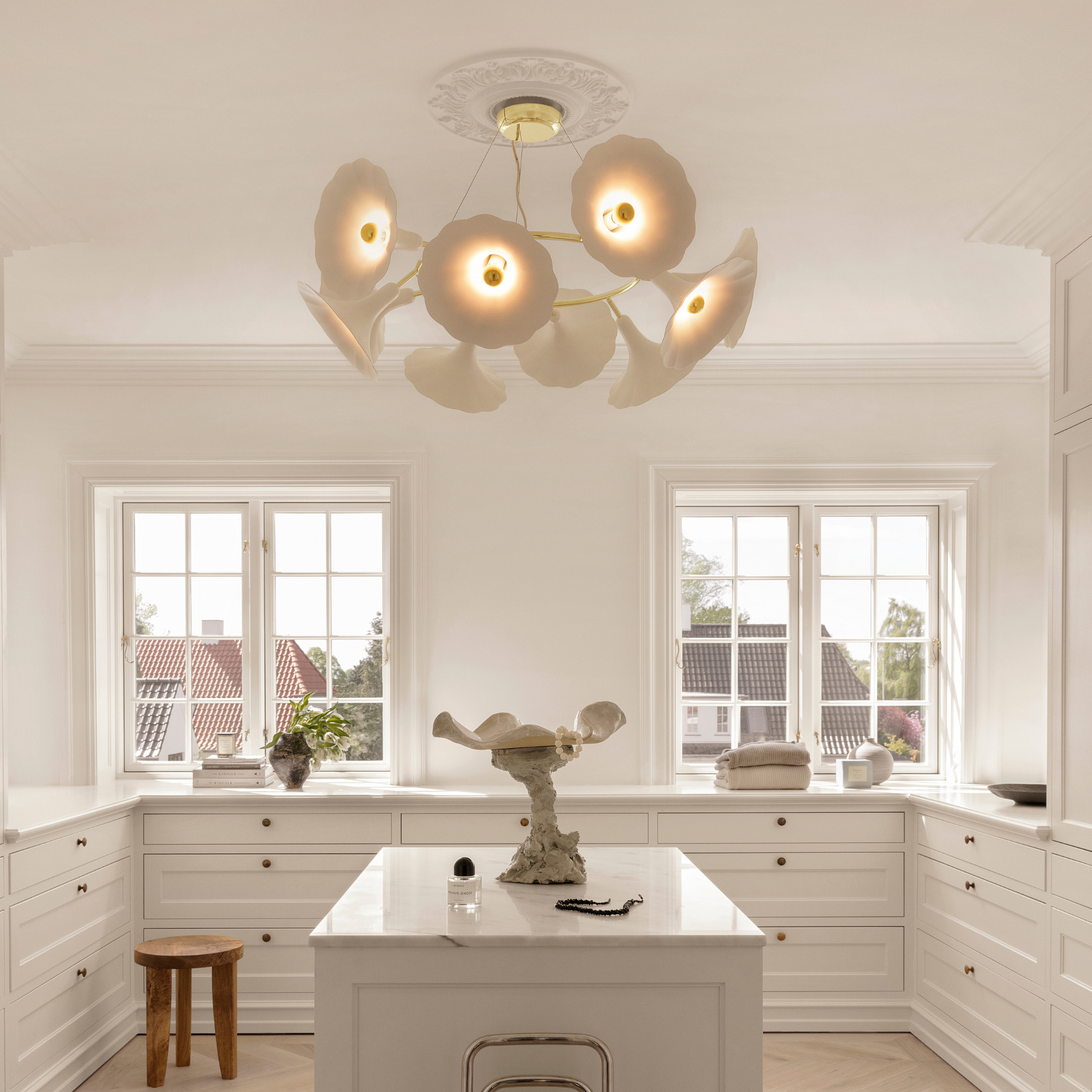 Nuura Petalii 10 Light Chandelier - White & Polished Brass