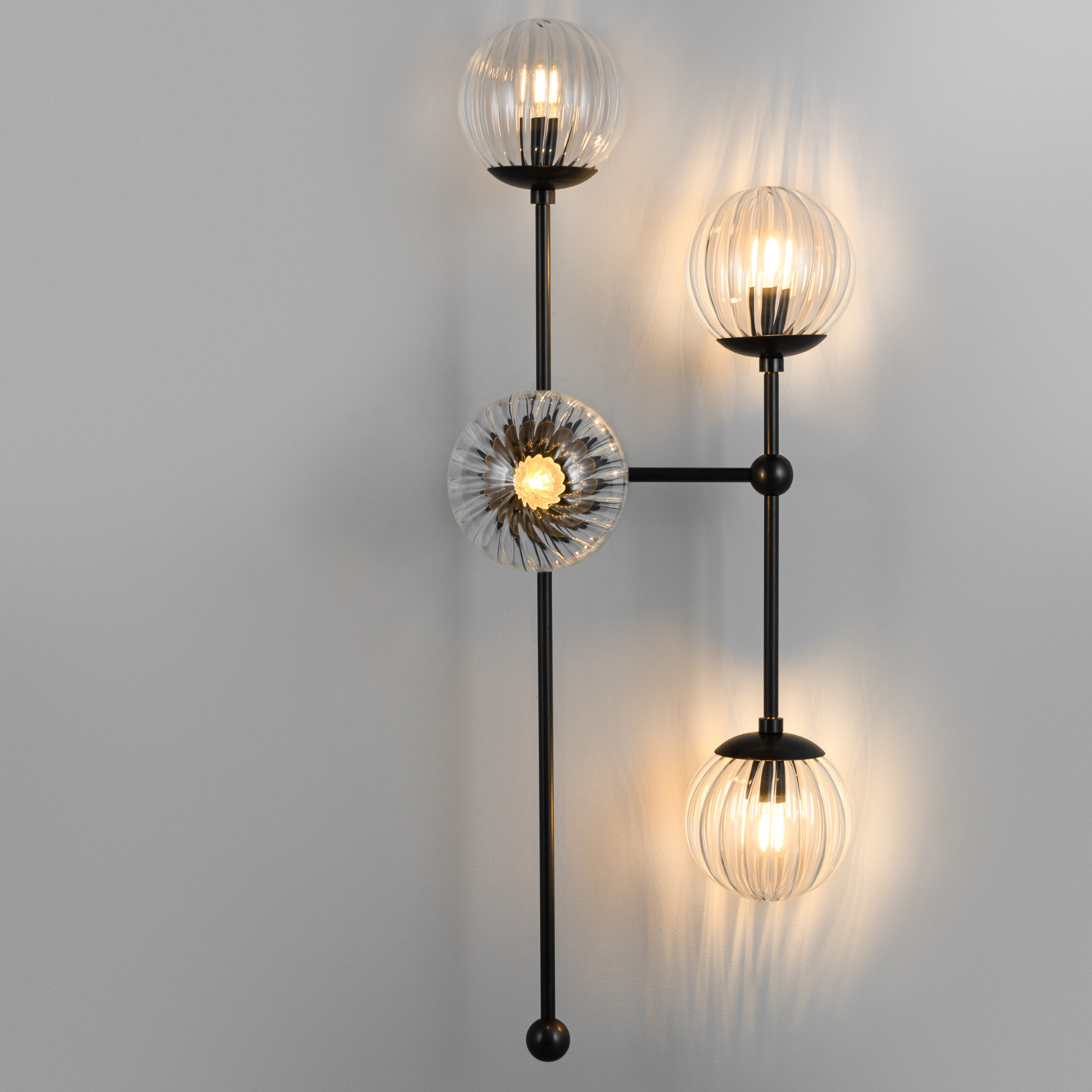 Schwung Armstrong 4 R 4 Light Wall Sconce Light - Dries Ribbon Glass