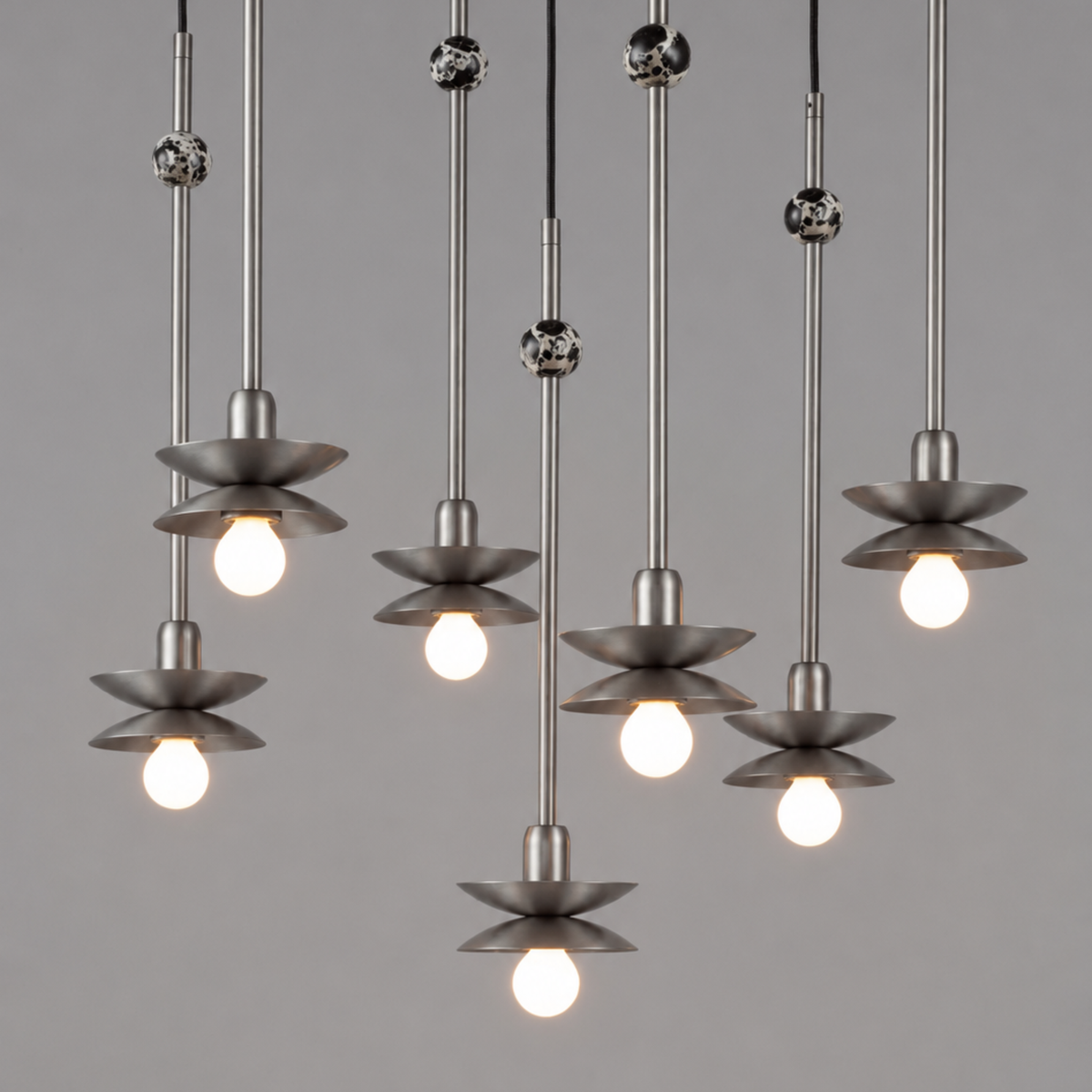 Schwung Babylon Cluster 7 Chandelier