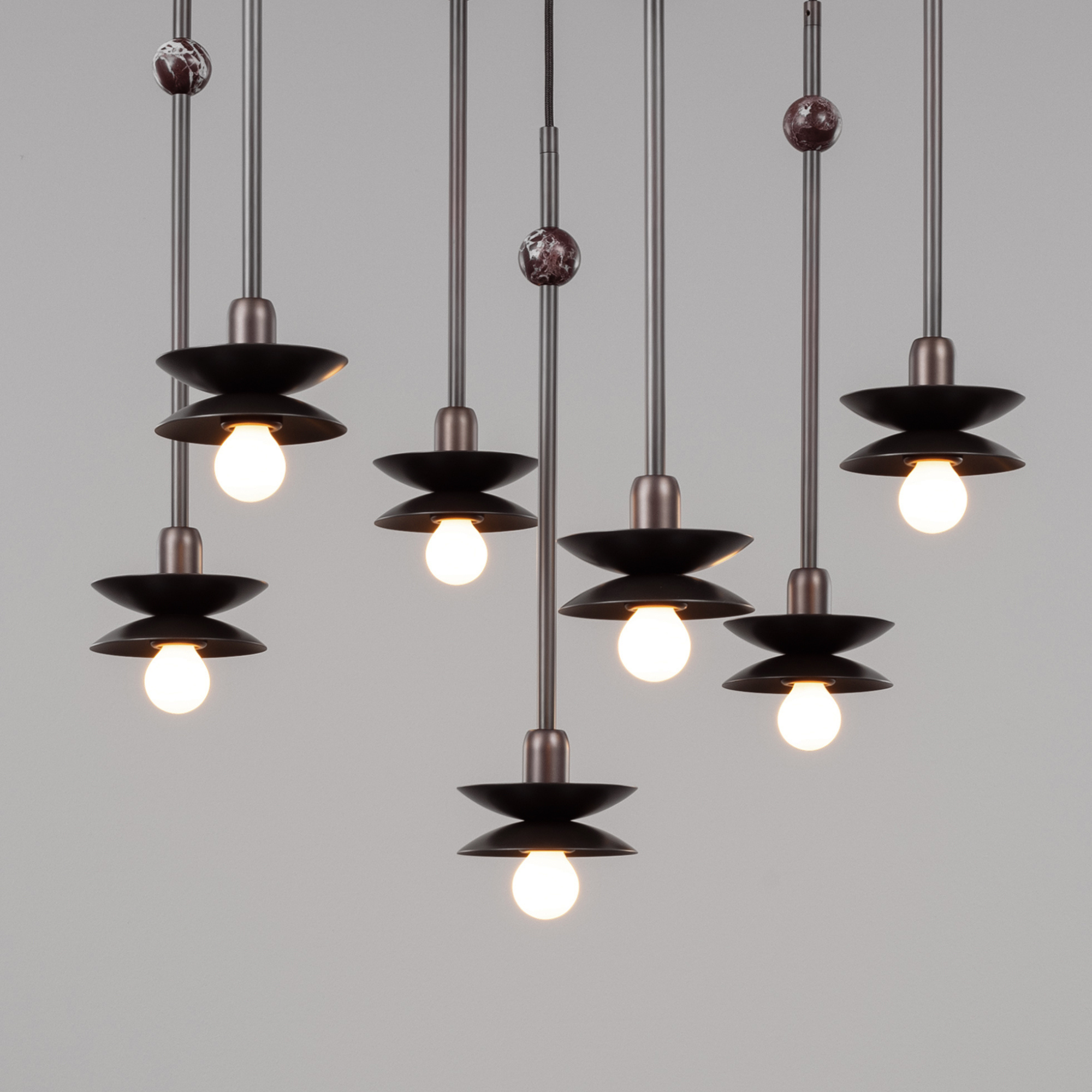 Schwung Babylon Cluster 7 Chandelier