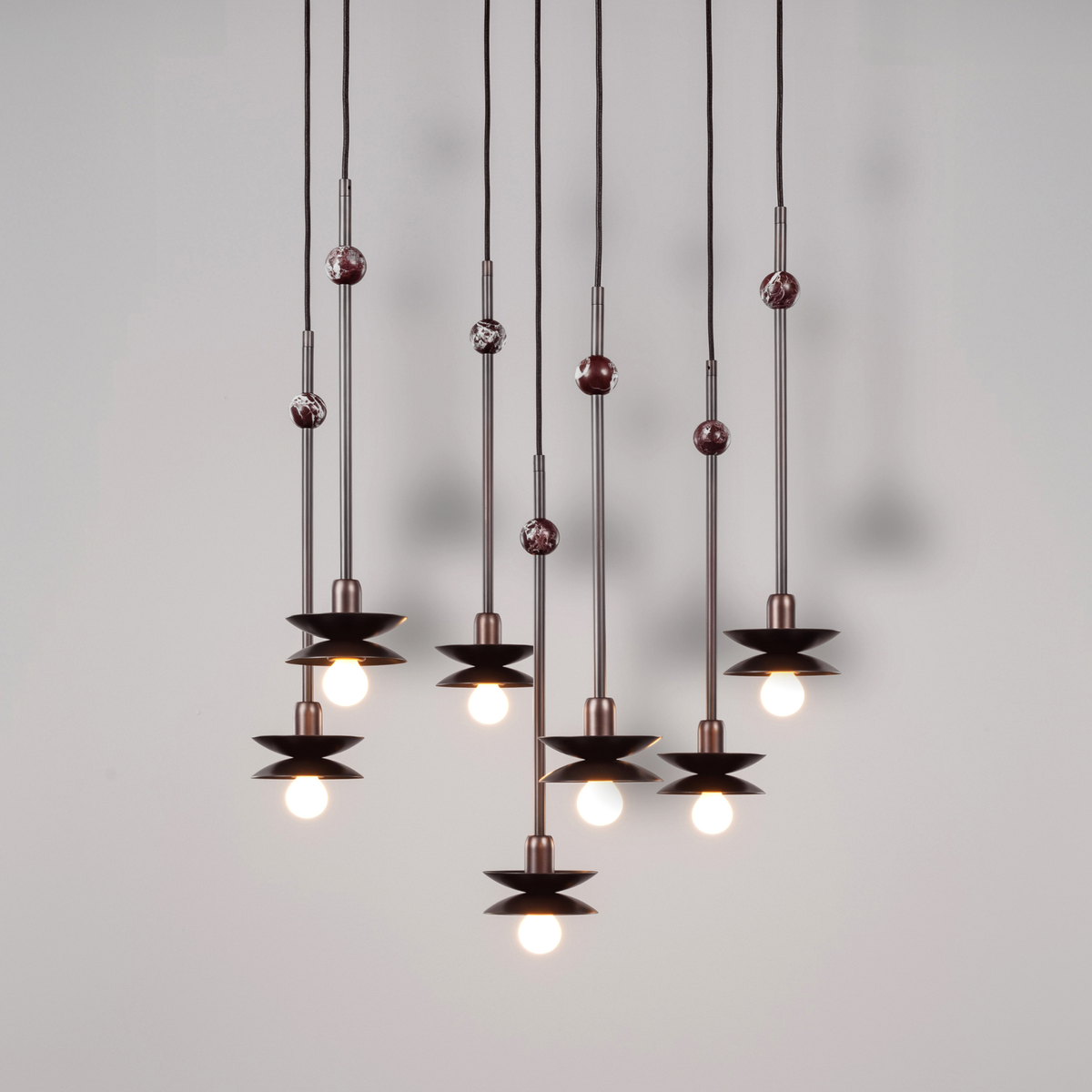 Schwung Babylon Cluster 7 Chandelier