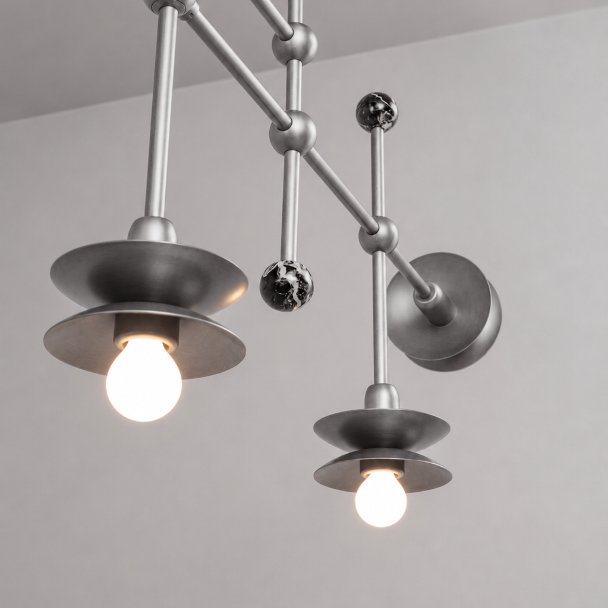 Schwung Babylon Linear 7 Light Chandelier