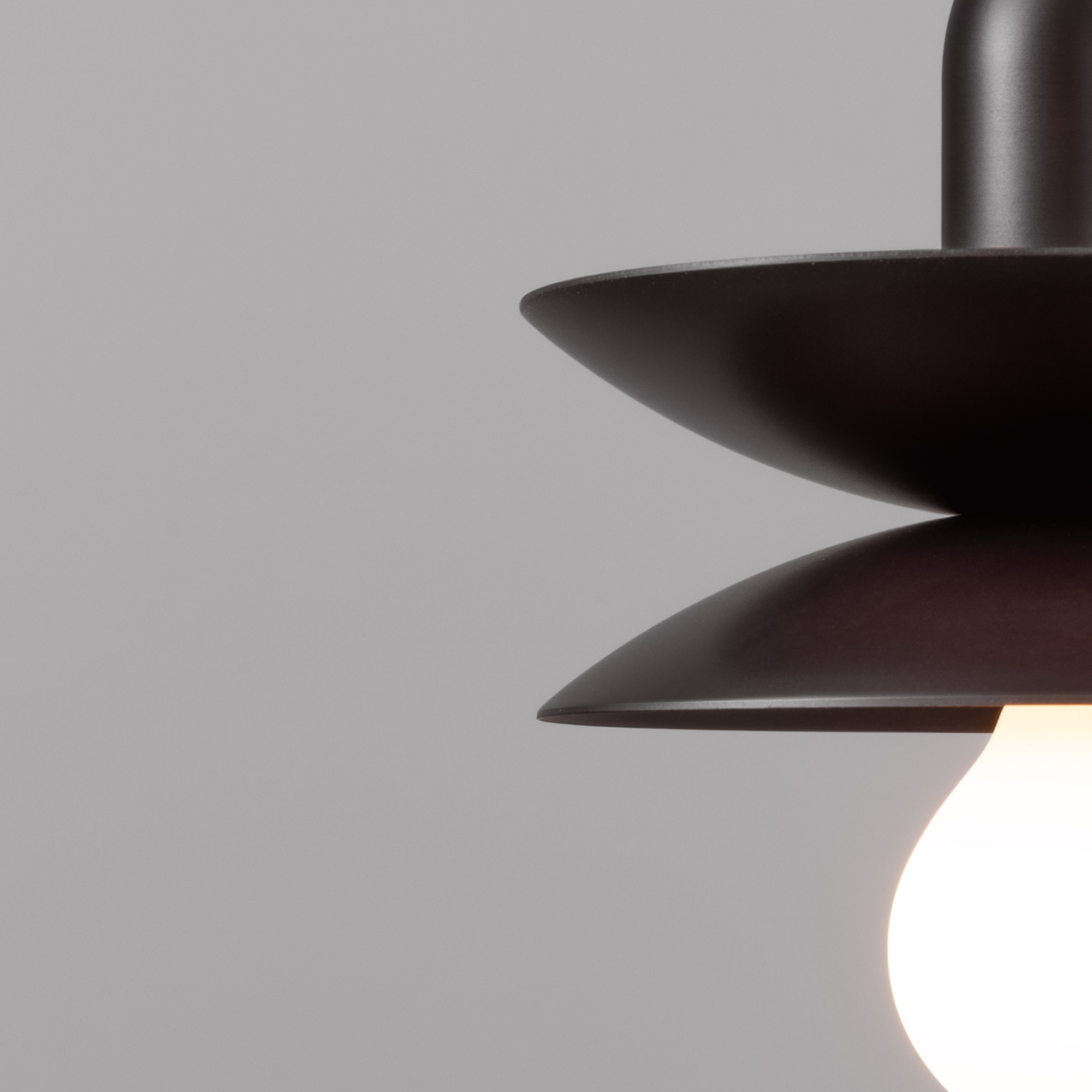 Schwung Babylon Single Pendant