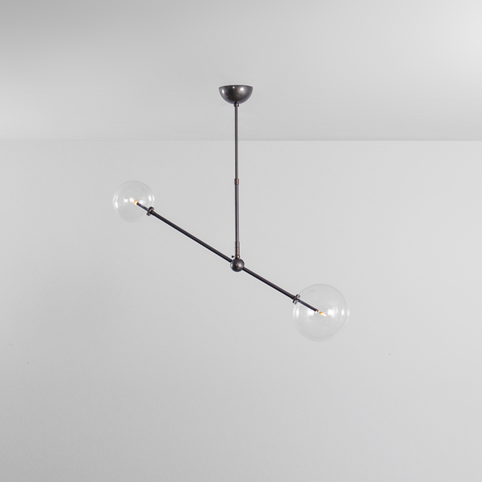 Schwung Balance 200 x 150 2 Light Pendant - Transparent Glass