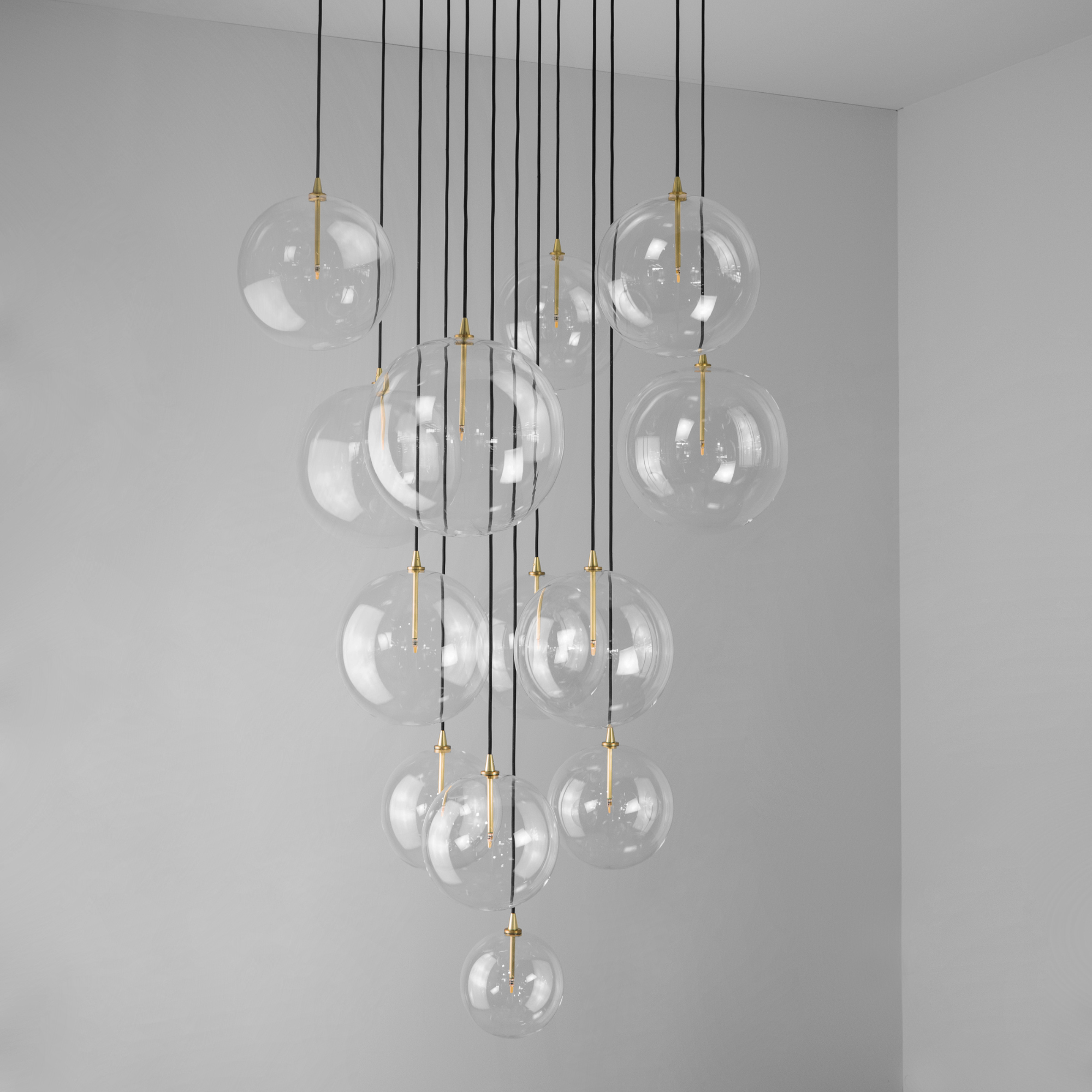 Schwung Cluster 13 Light Mix Chandelier - Transparent Glass