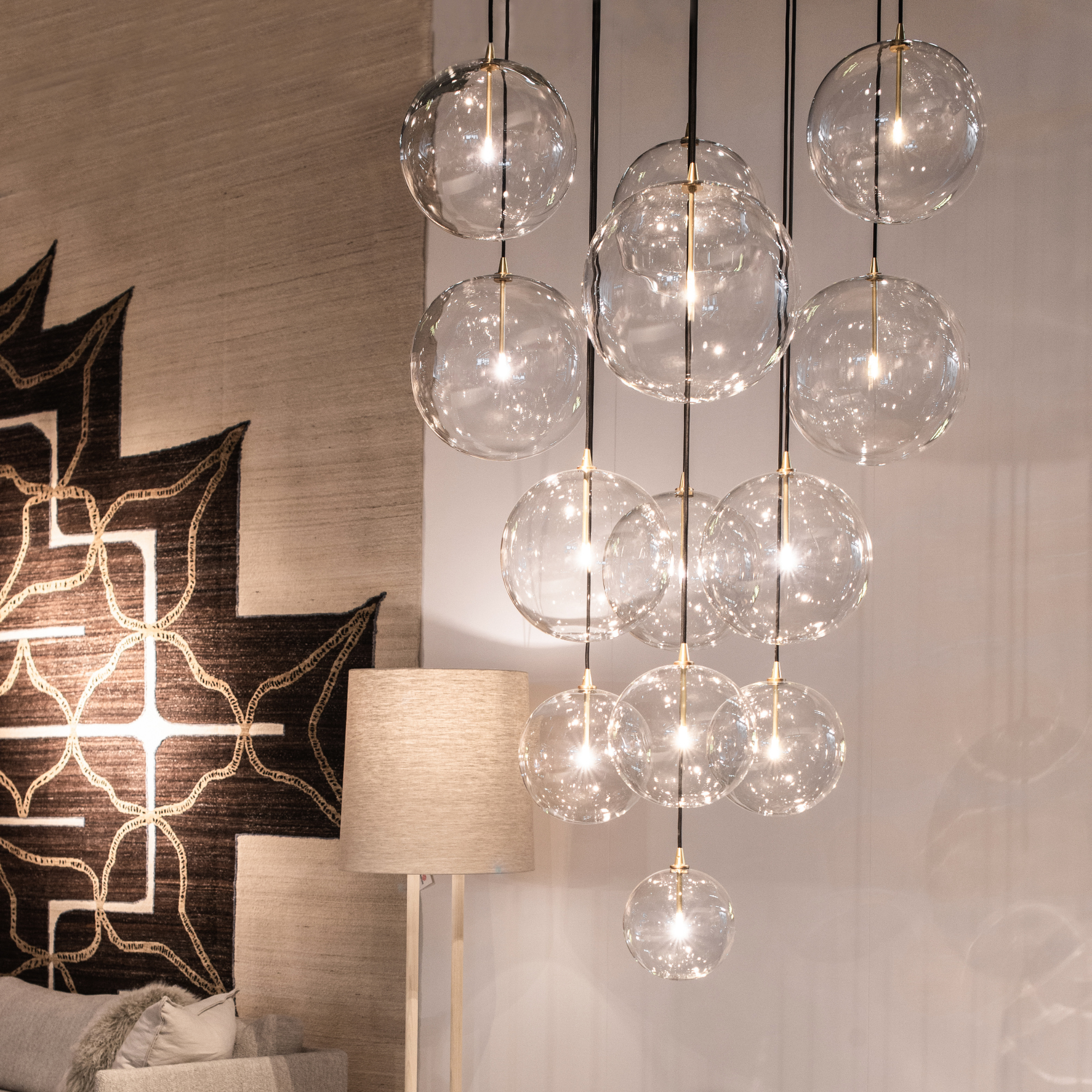 Schwung Cluster 13 Light Mix Chandelier - Transparent Glass