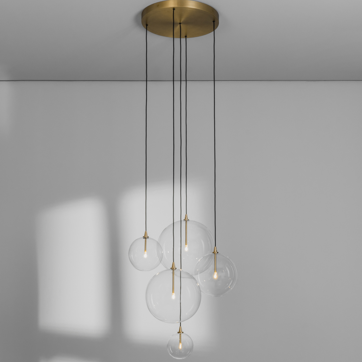 Schwung Cluster 5 Light Mix Chandelier - Transparent Glass