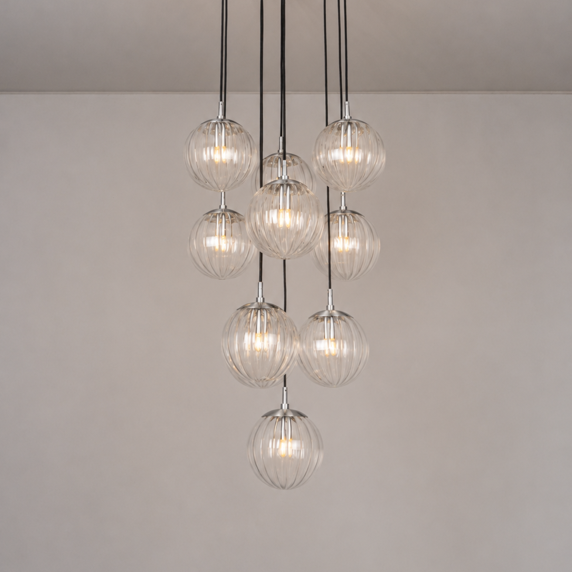 Schwung Globe Cluster 10 Light Chandelier - Dries Ribbon Glass