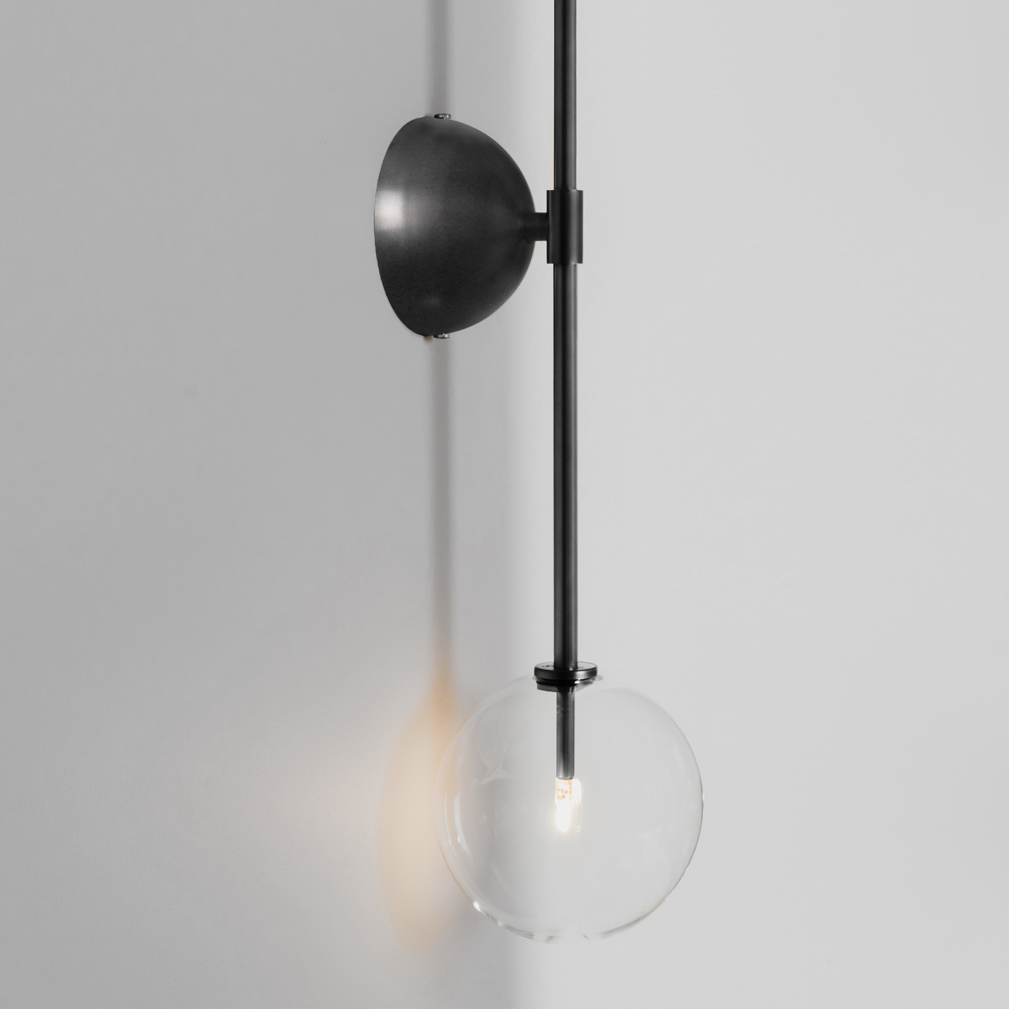 Schwung Miron Dual Wall Sconce Light - Transparent Glass