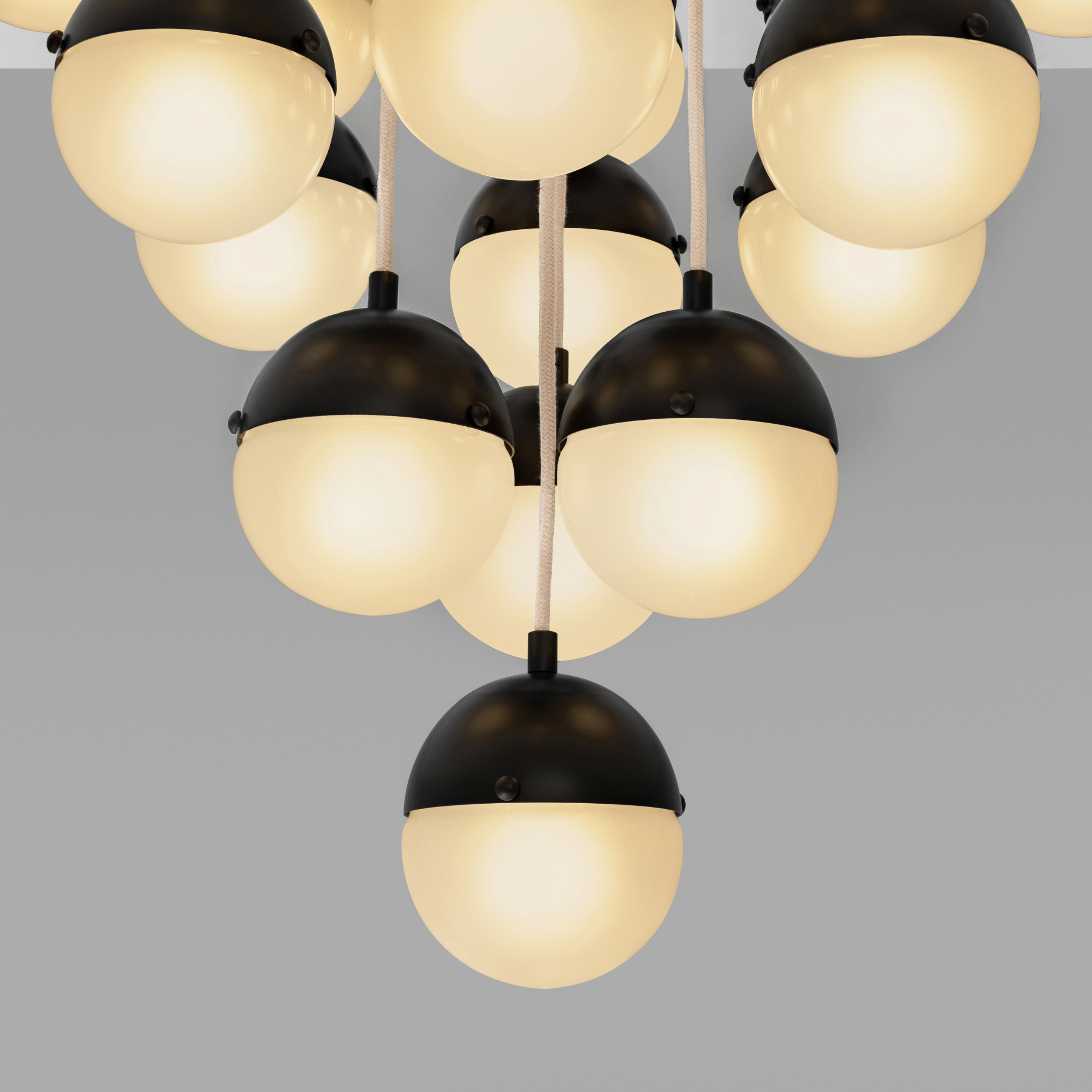 Schwung Molecule Cluster 19 Light Chandelier - Frosted Glass