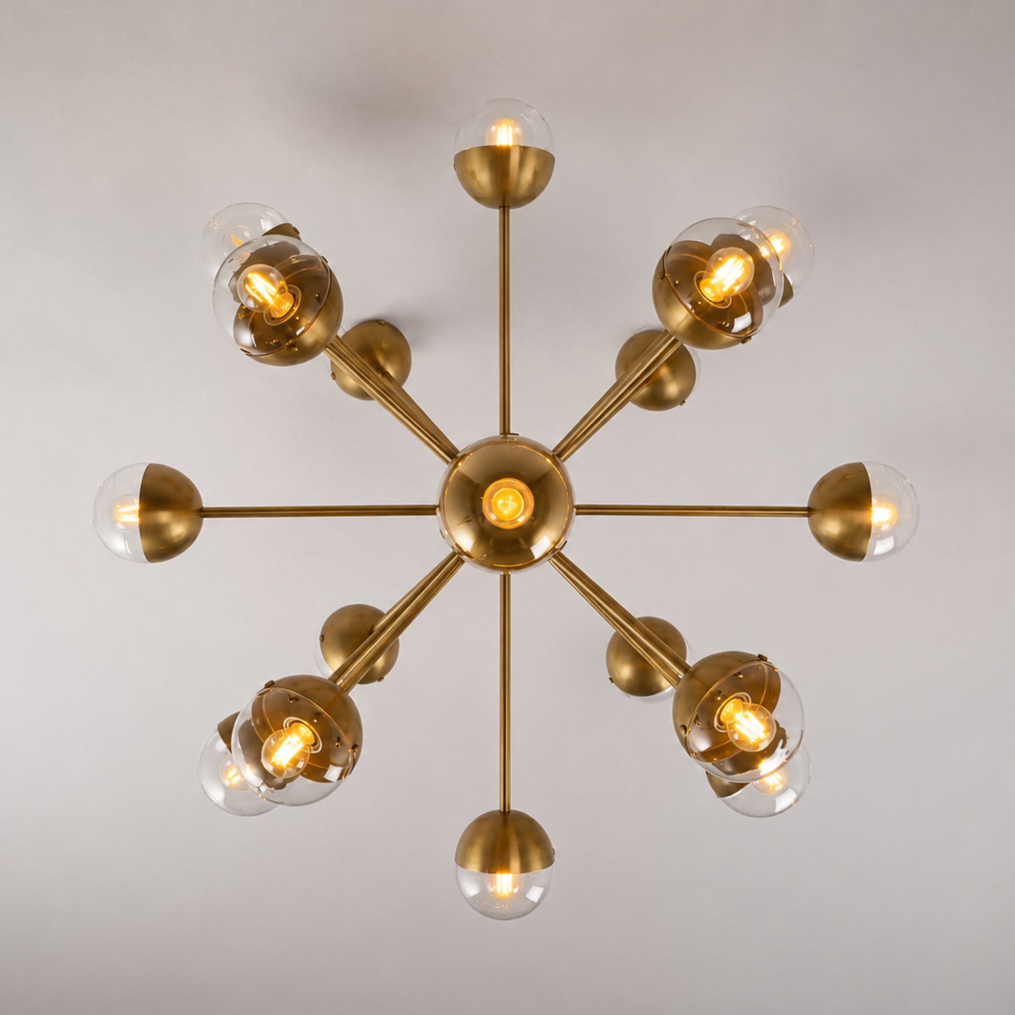 Schwung Molecule Spark Round 17 Light Chandelier - Transparent Glass