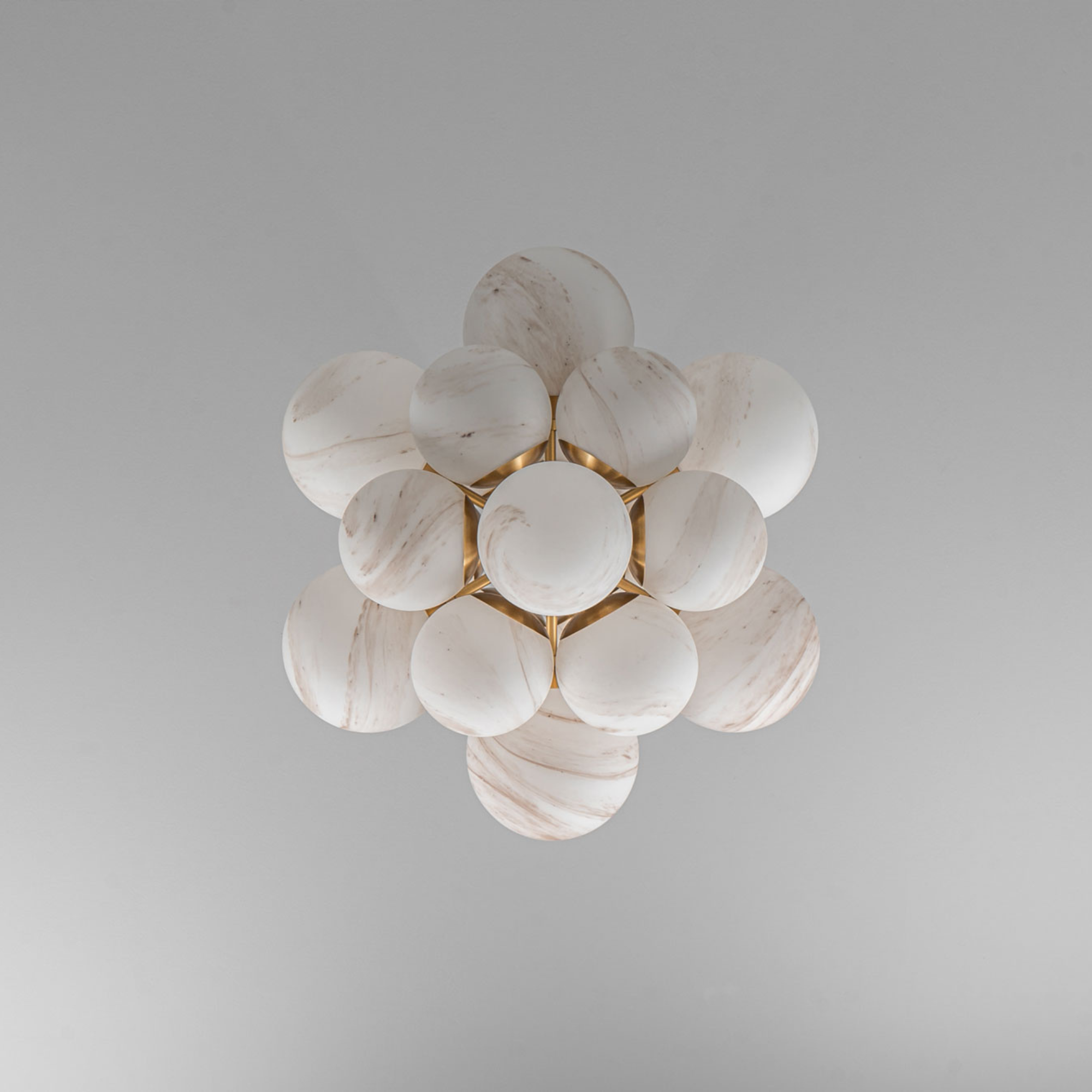 Schwung Nova 19 Light Chandelier - Marble Glass
