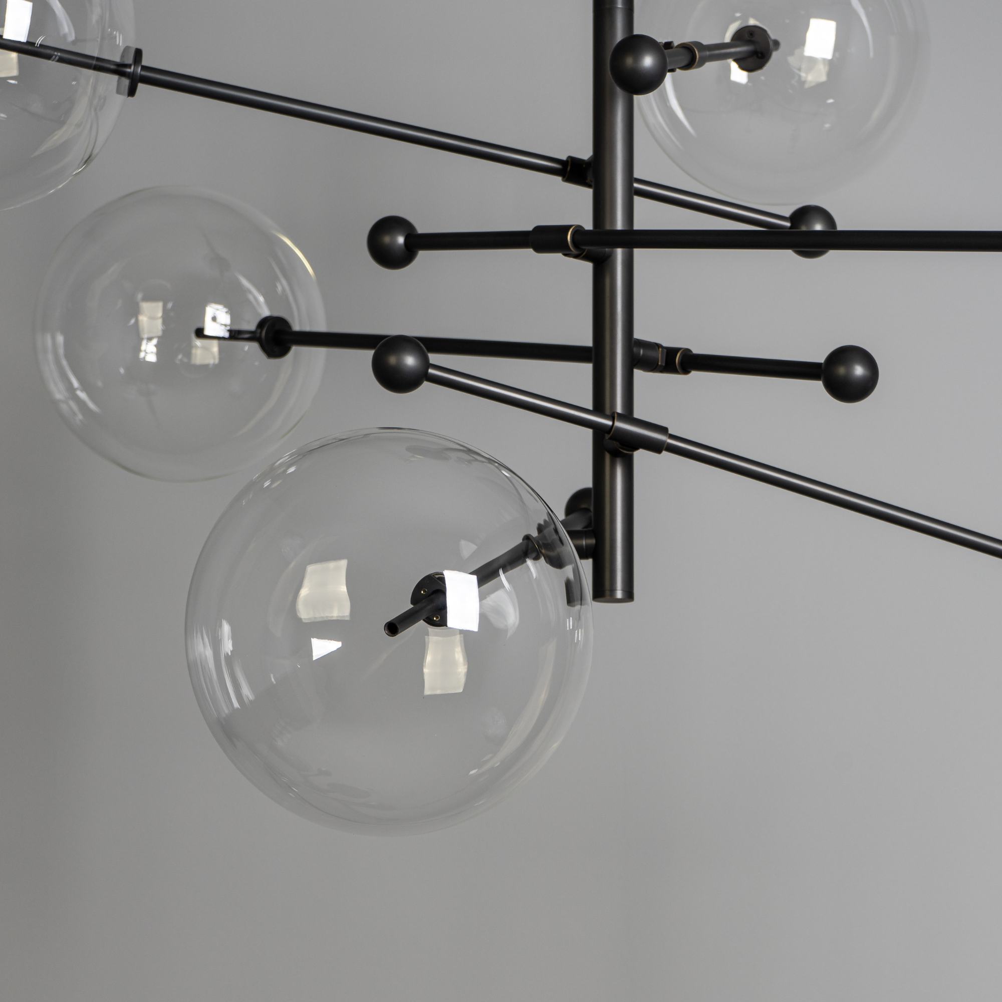 Schwung RD15 6 Arms Chandelier - Transparent Glass