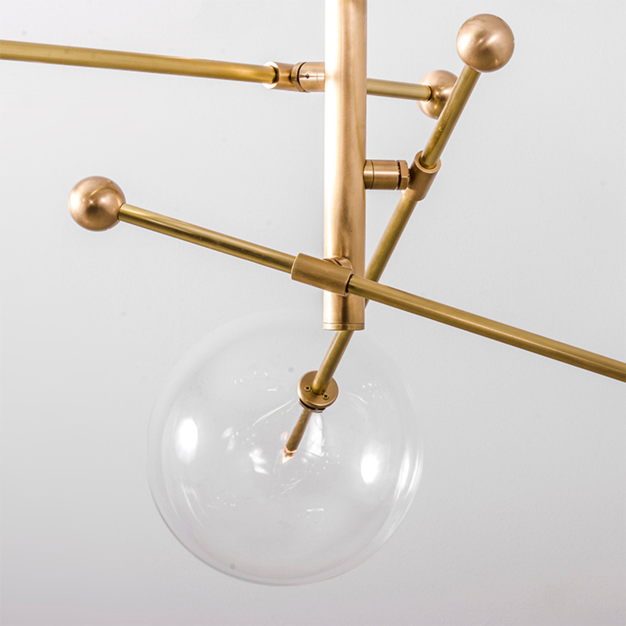 Schwung RD15 6 Arms Chandelier - Transparent Glass