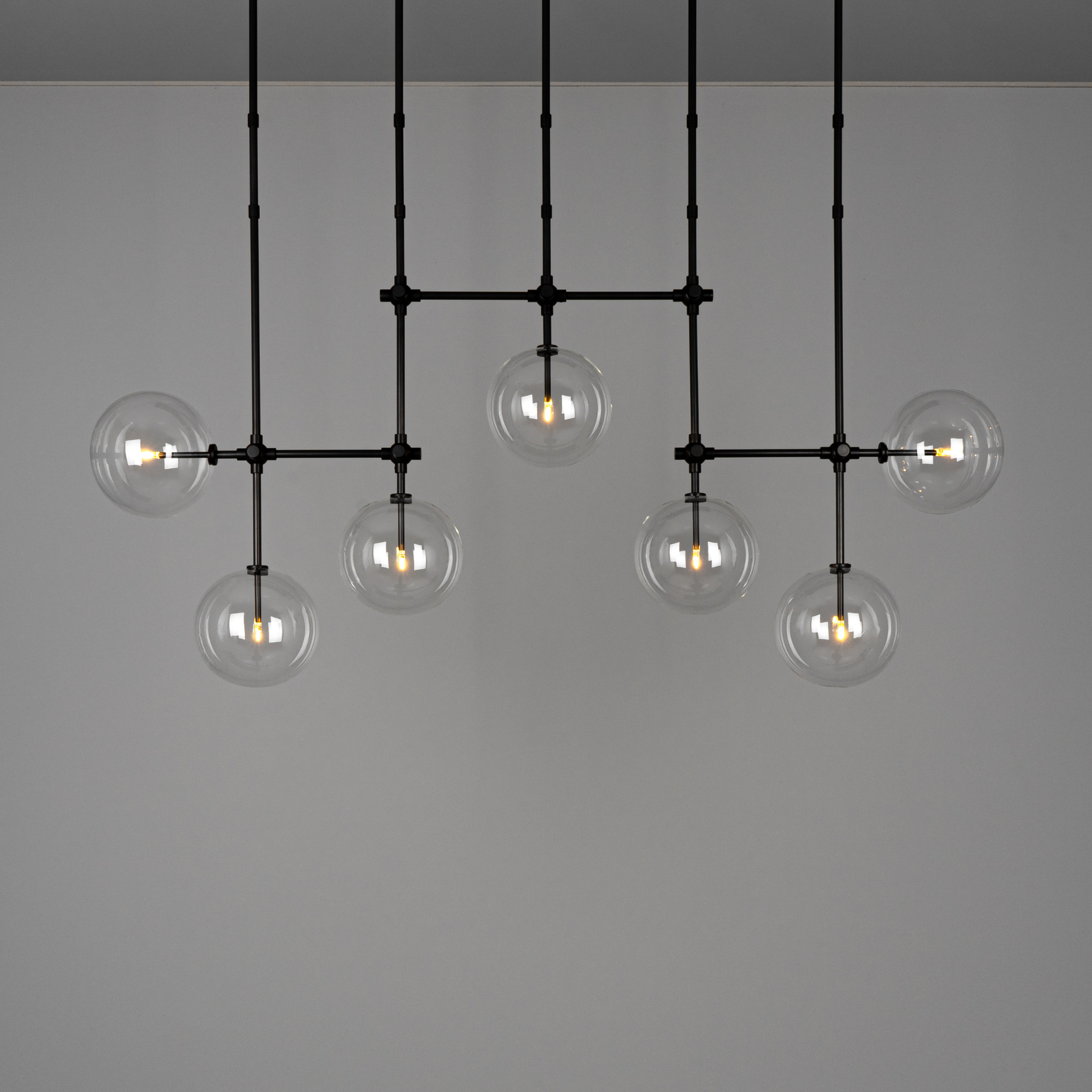 Schwung Soap B7 Medium 7 Light Chandelier - Transparent Glass