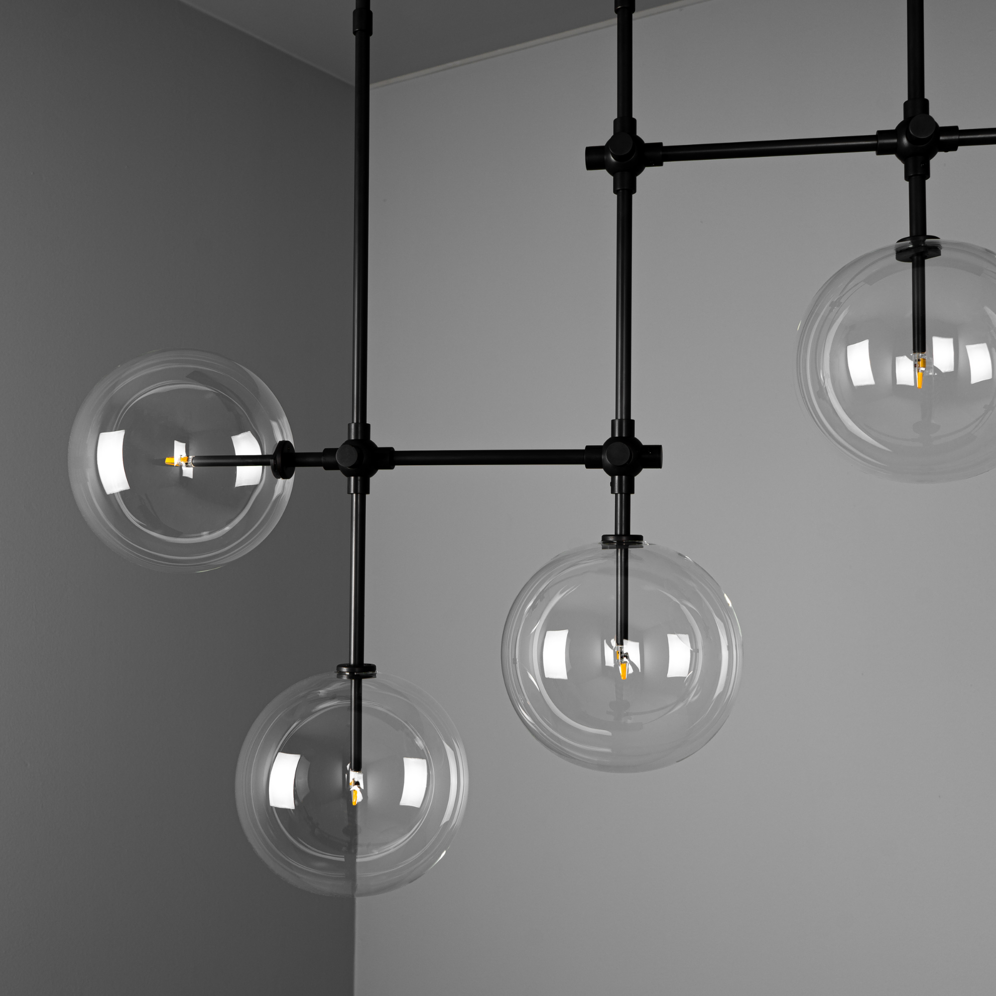 Schwung Soap B7 Medium 7 Light Chandelier - Transparent Glass