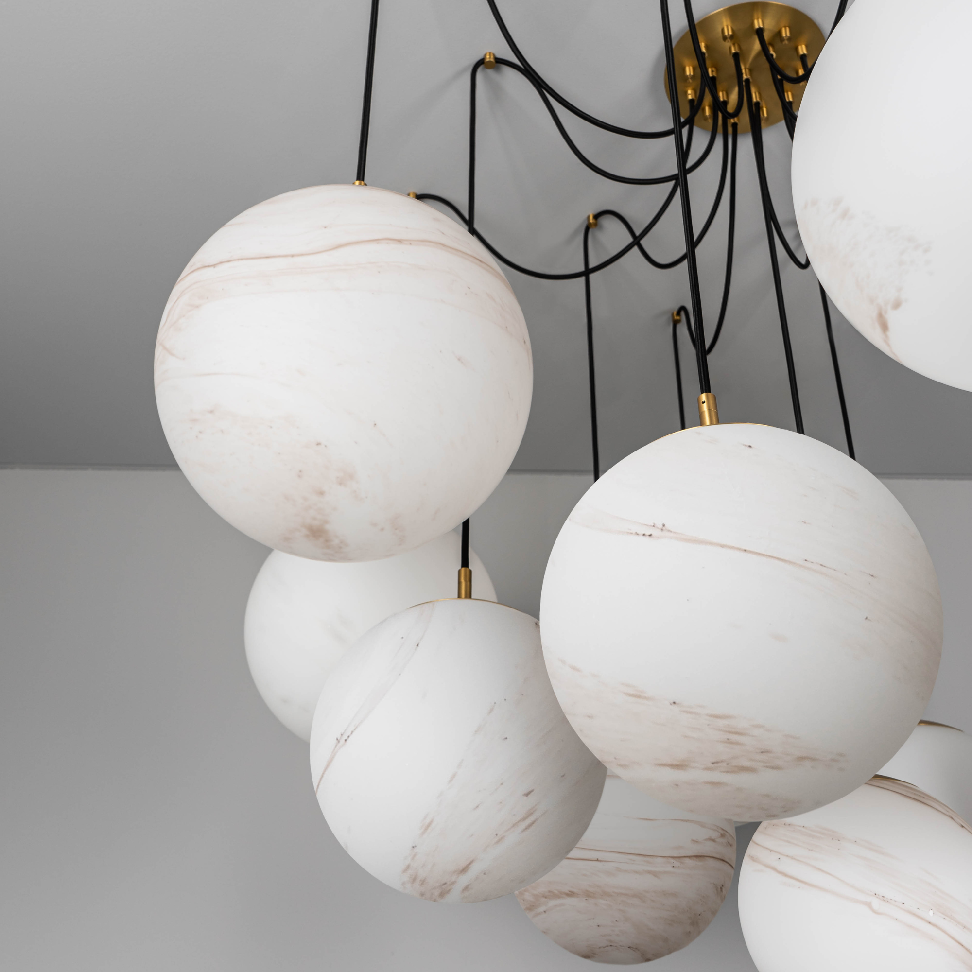 Schwung Spider 13 Light Chandelier - Marble Glass
