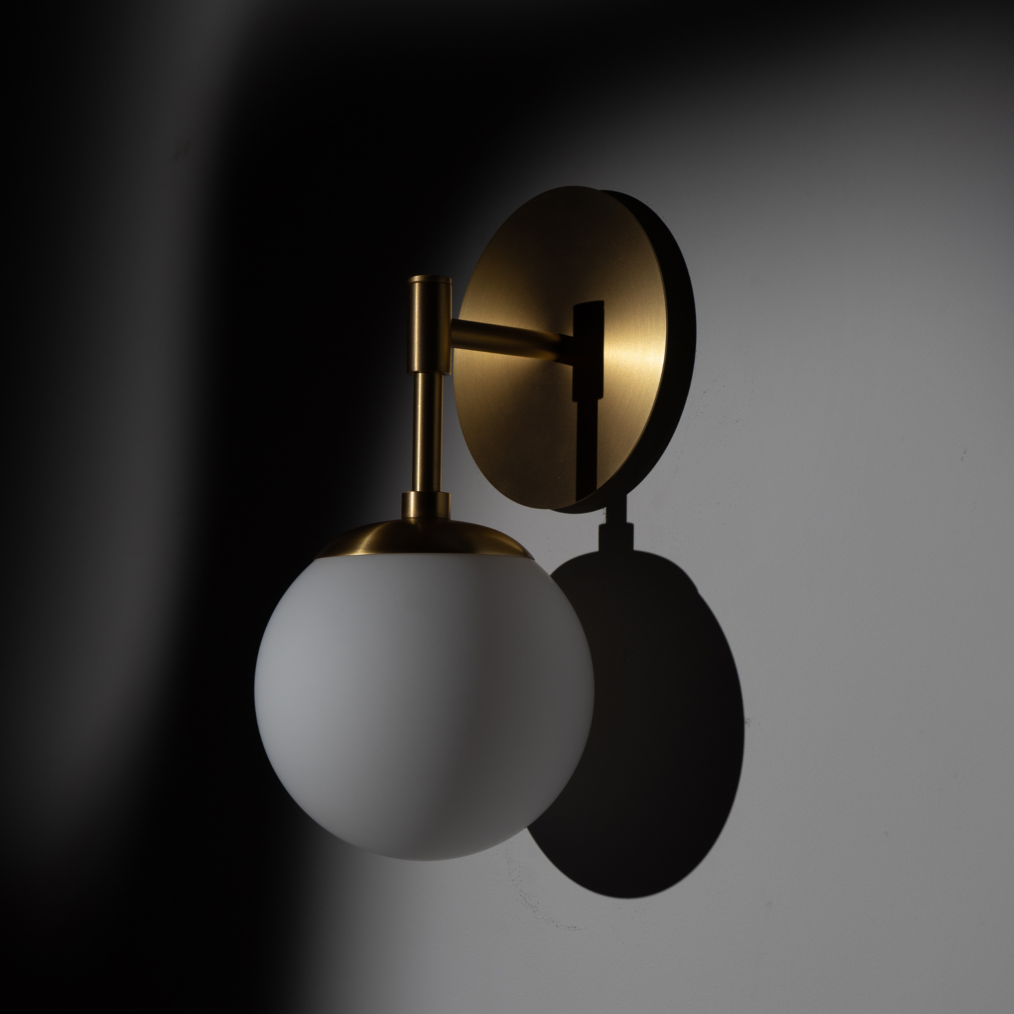 Schwung Sunset Wall Sconce Light - Opal Mat Glass