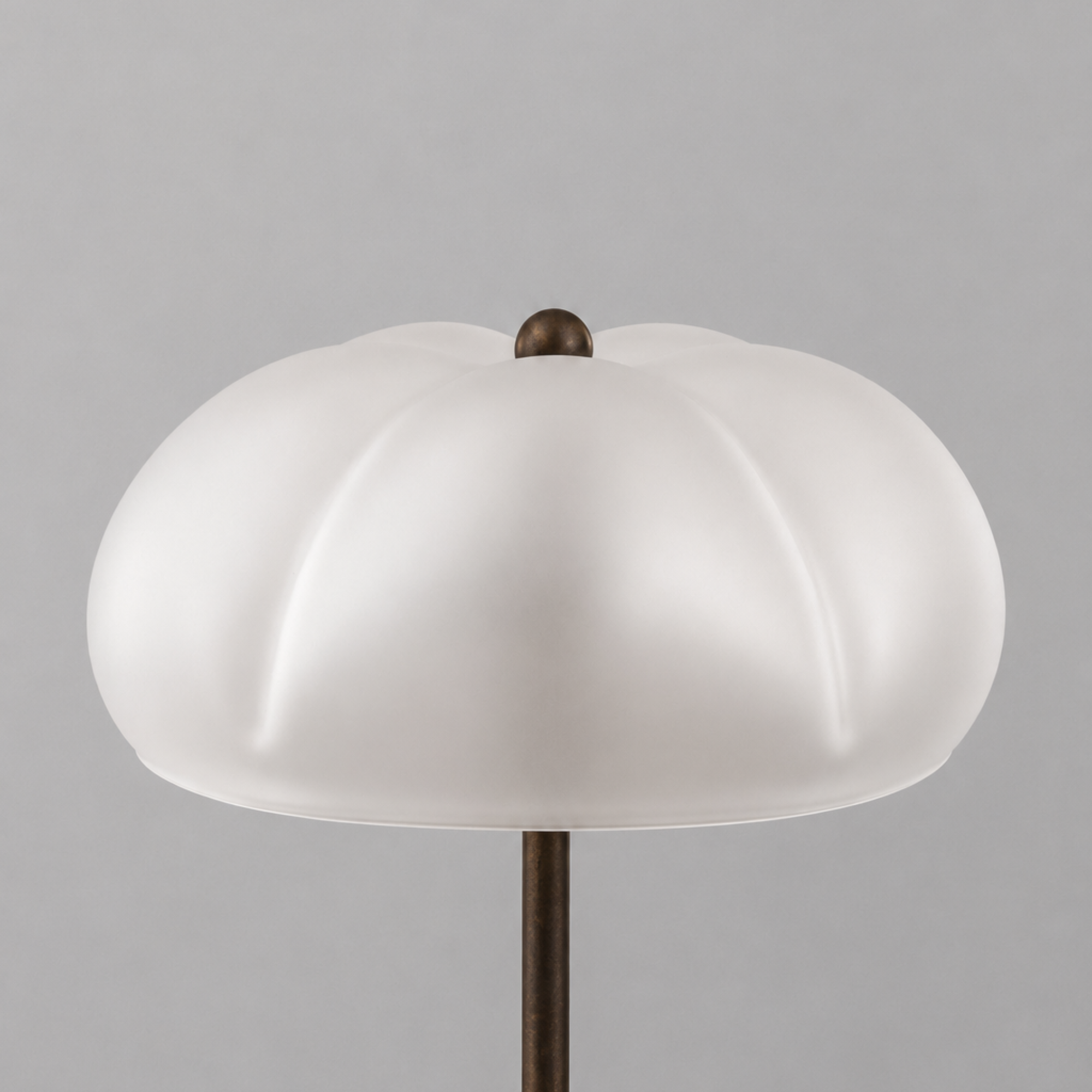 Schwung Hana Table Lamp