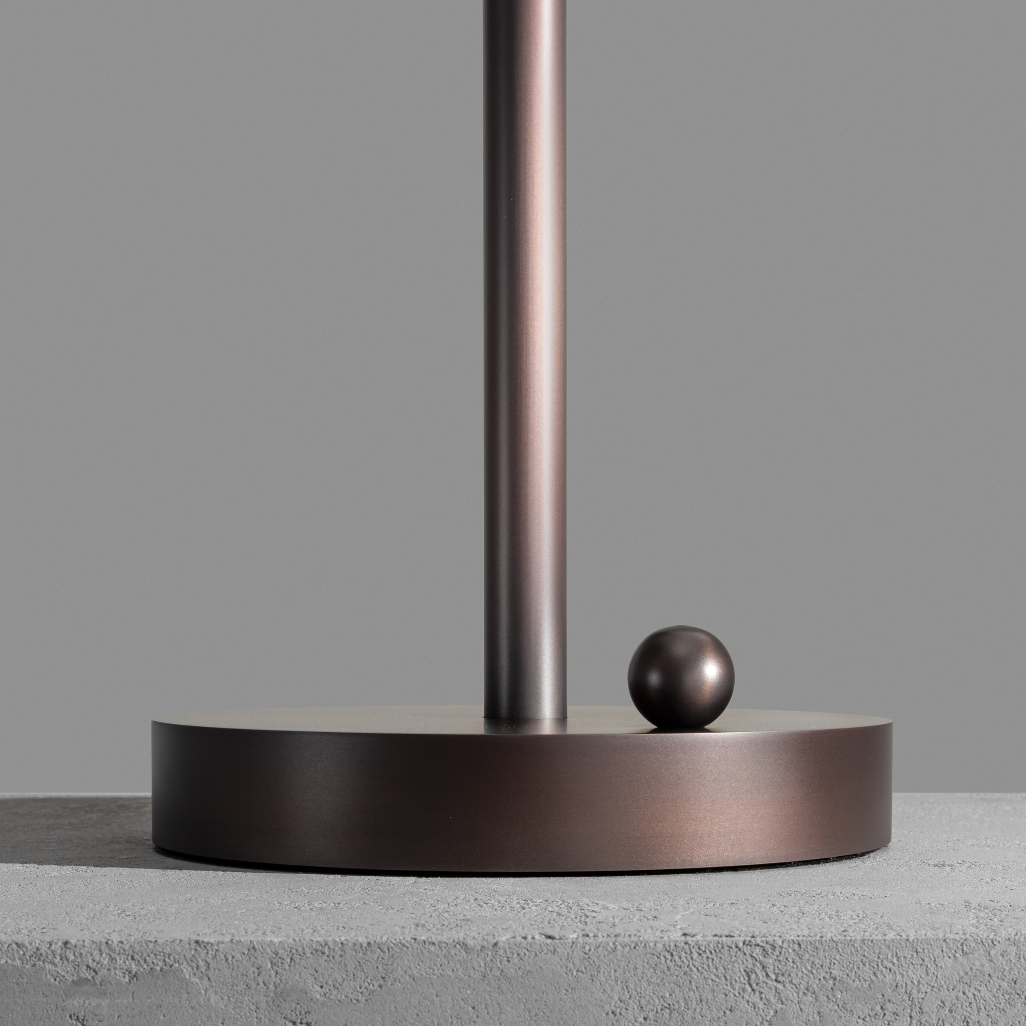 Schwung Hana Table Lamp